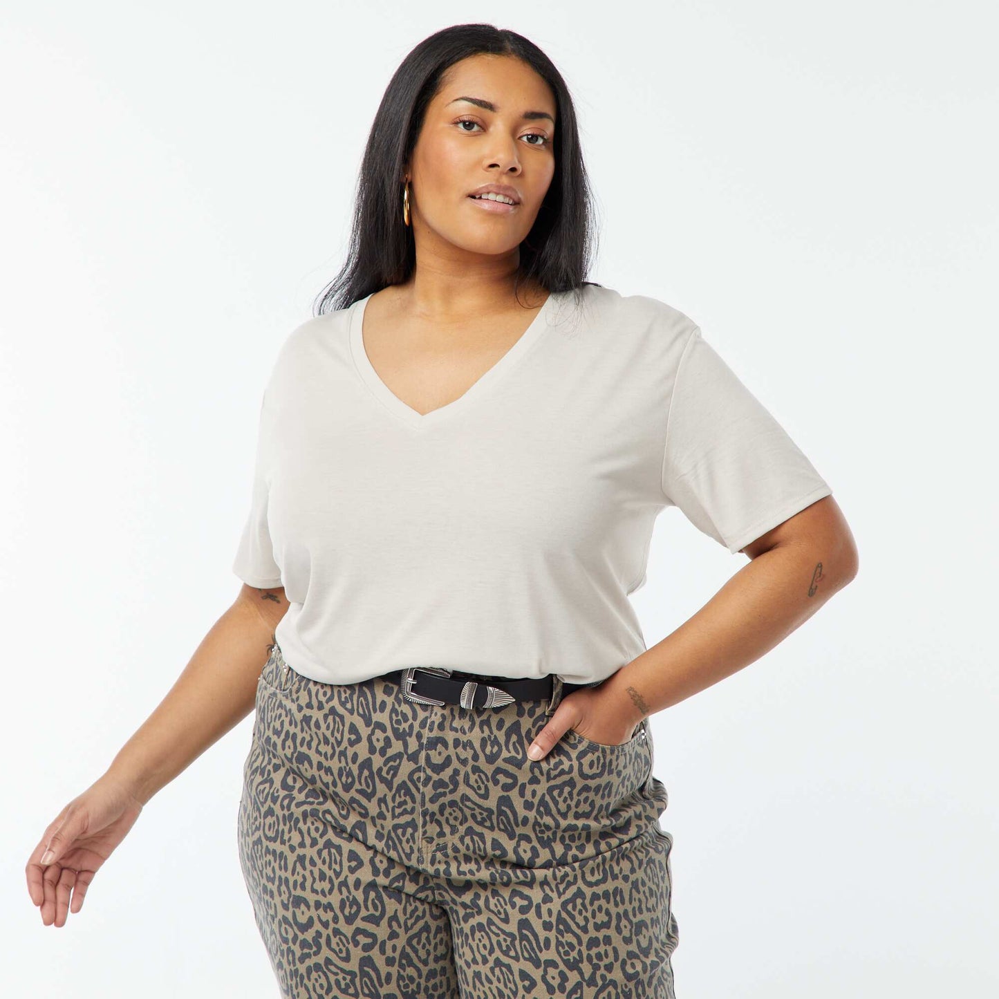 T-shirt basique uni col V GRIS
