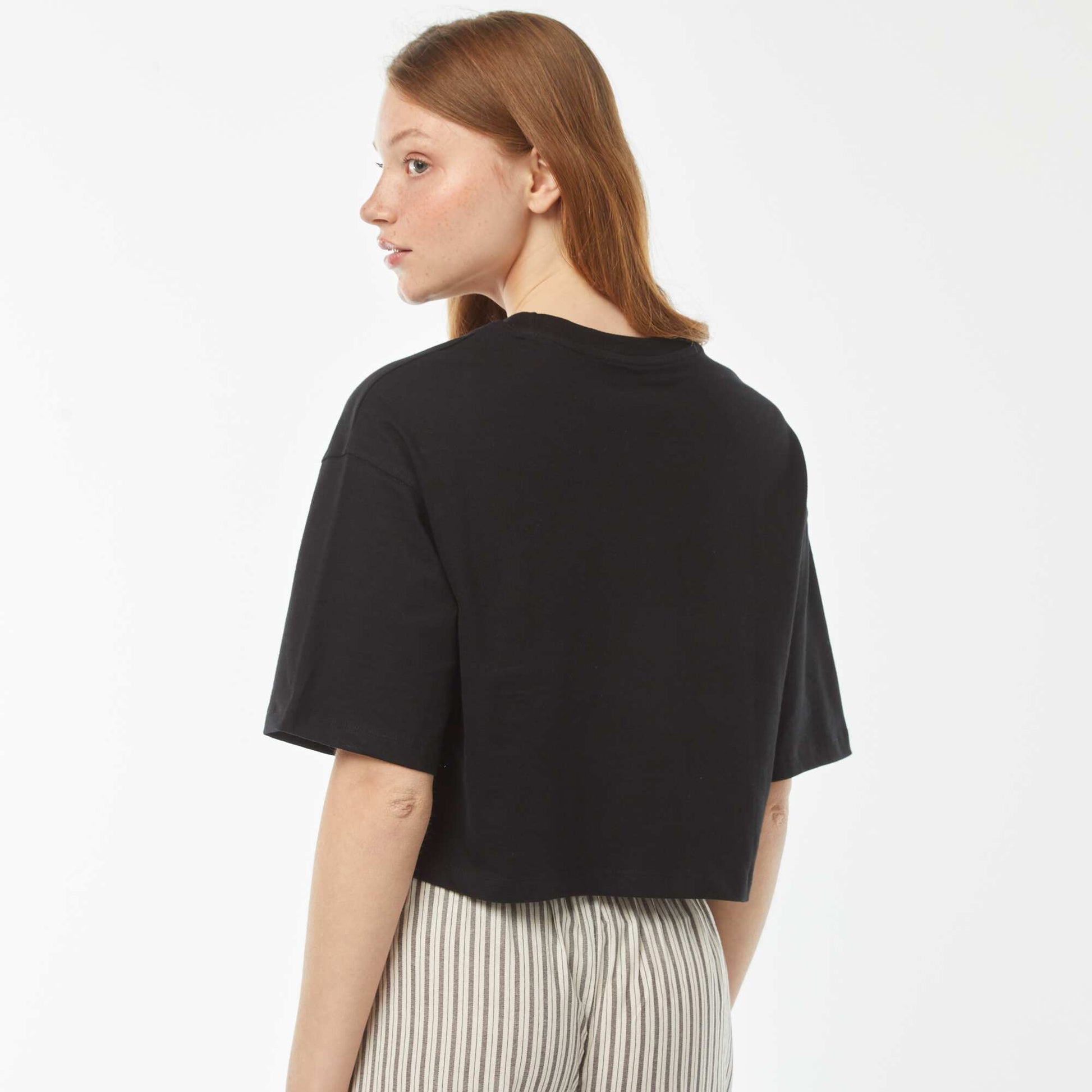 T-shirt uni coupe courte manches courtes NOIR