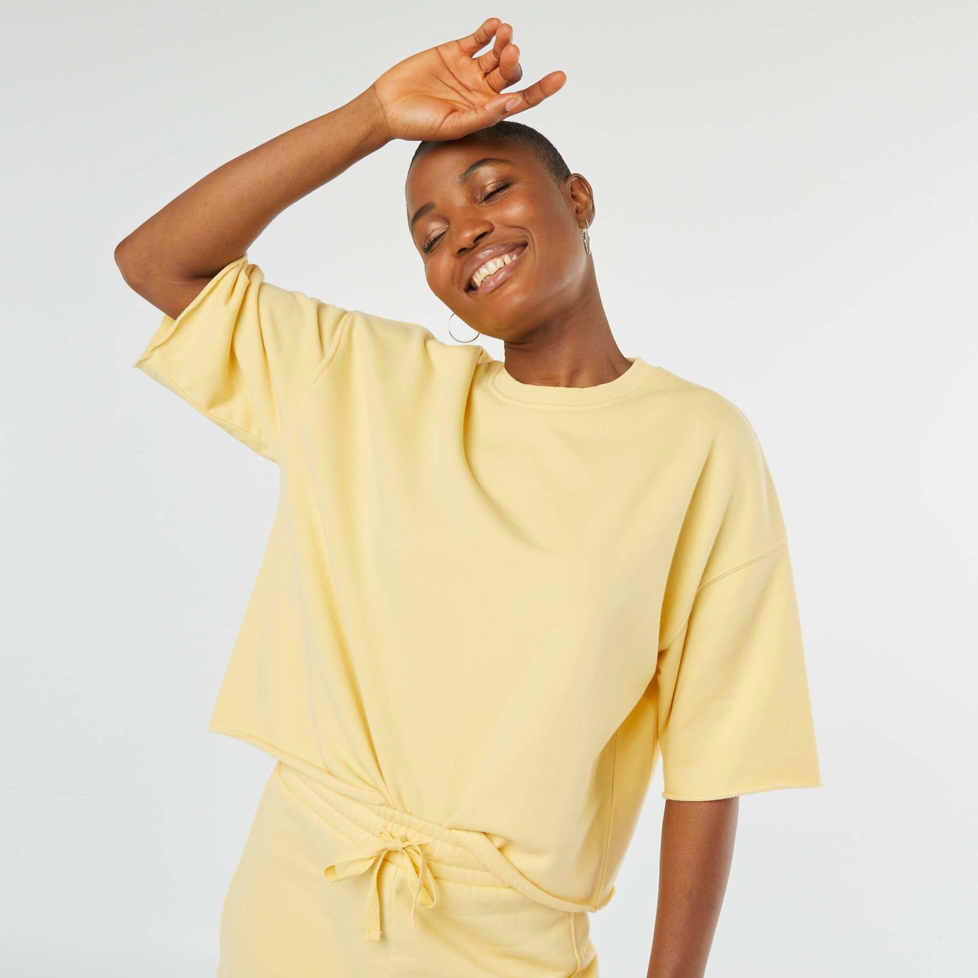 Sweat ample à manches courtes JAUNE
