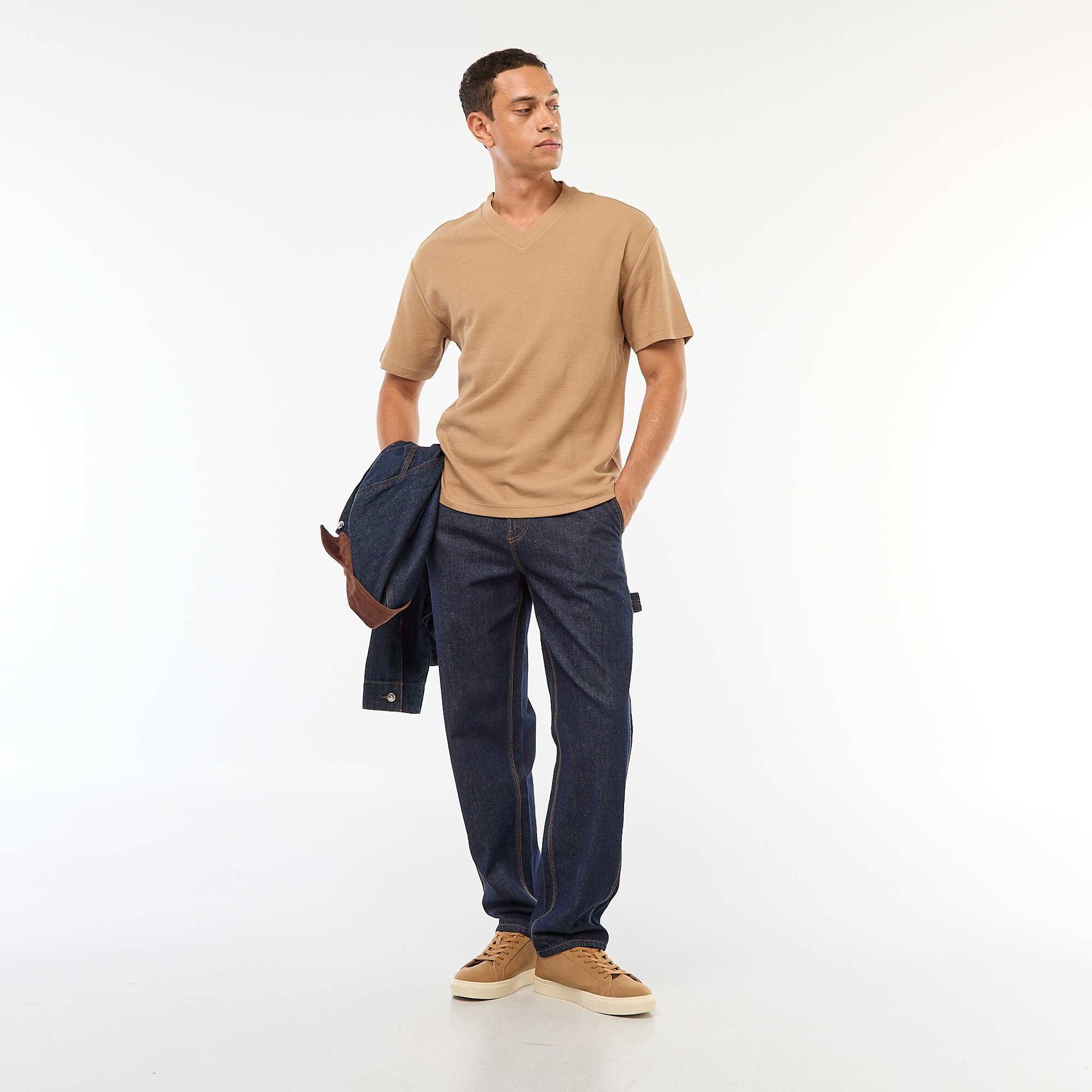 T-shirt en maille col V BEIGE