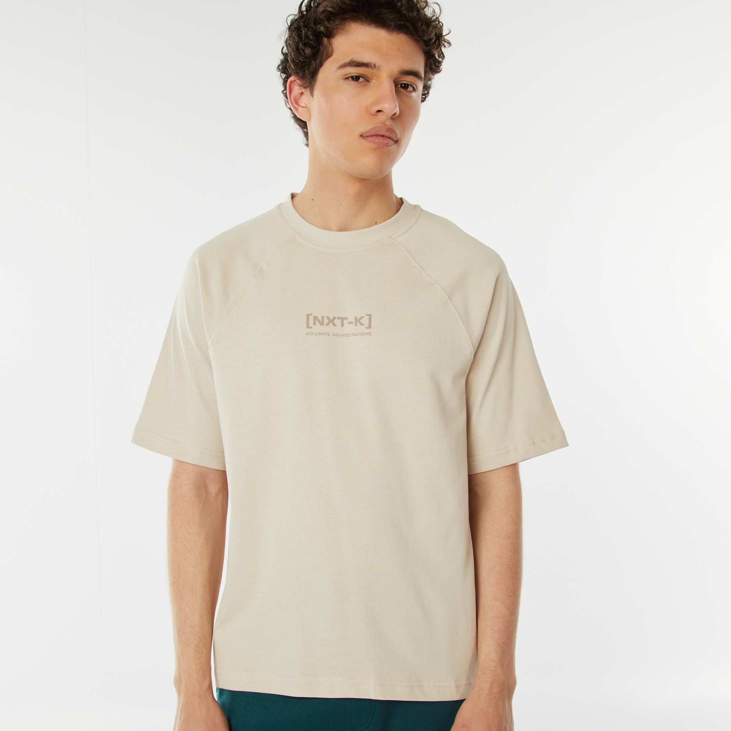 T-shirt manches courtes raglan imprimé BEIGE