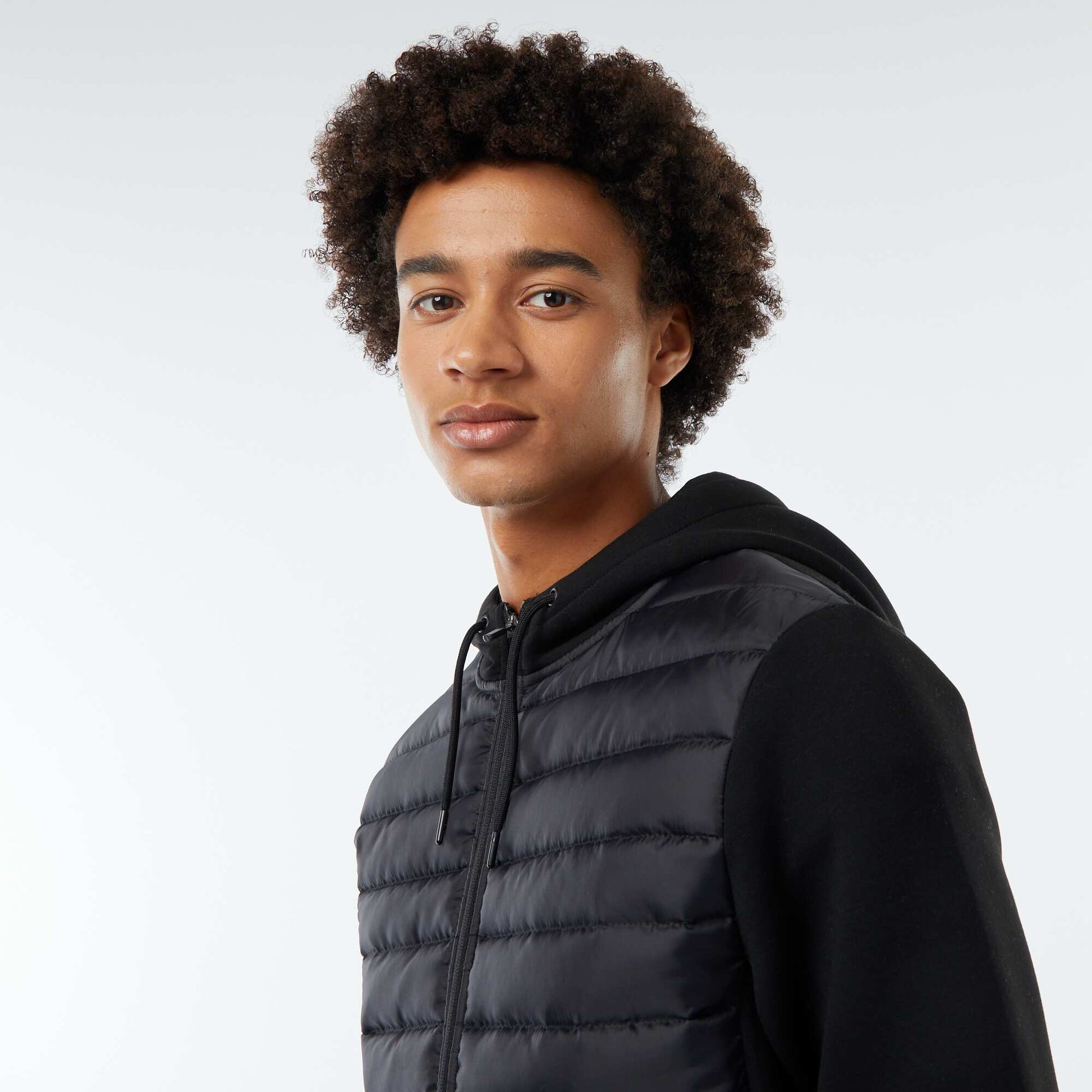 Sweat à capuche esprit doudoune NOIR