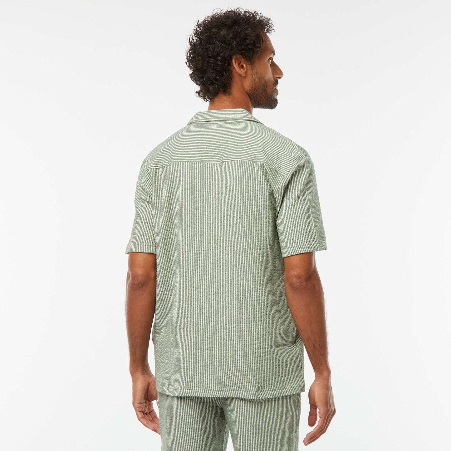 Chemise à manches courtes en matière type crépon VERT
