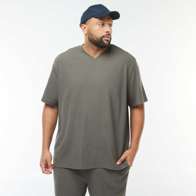 T-shirt en maille texturée et col V KAKI