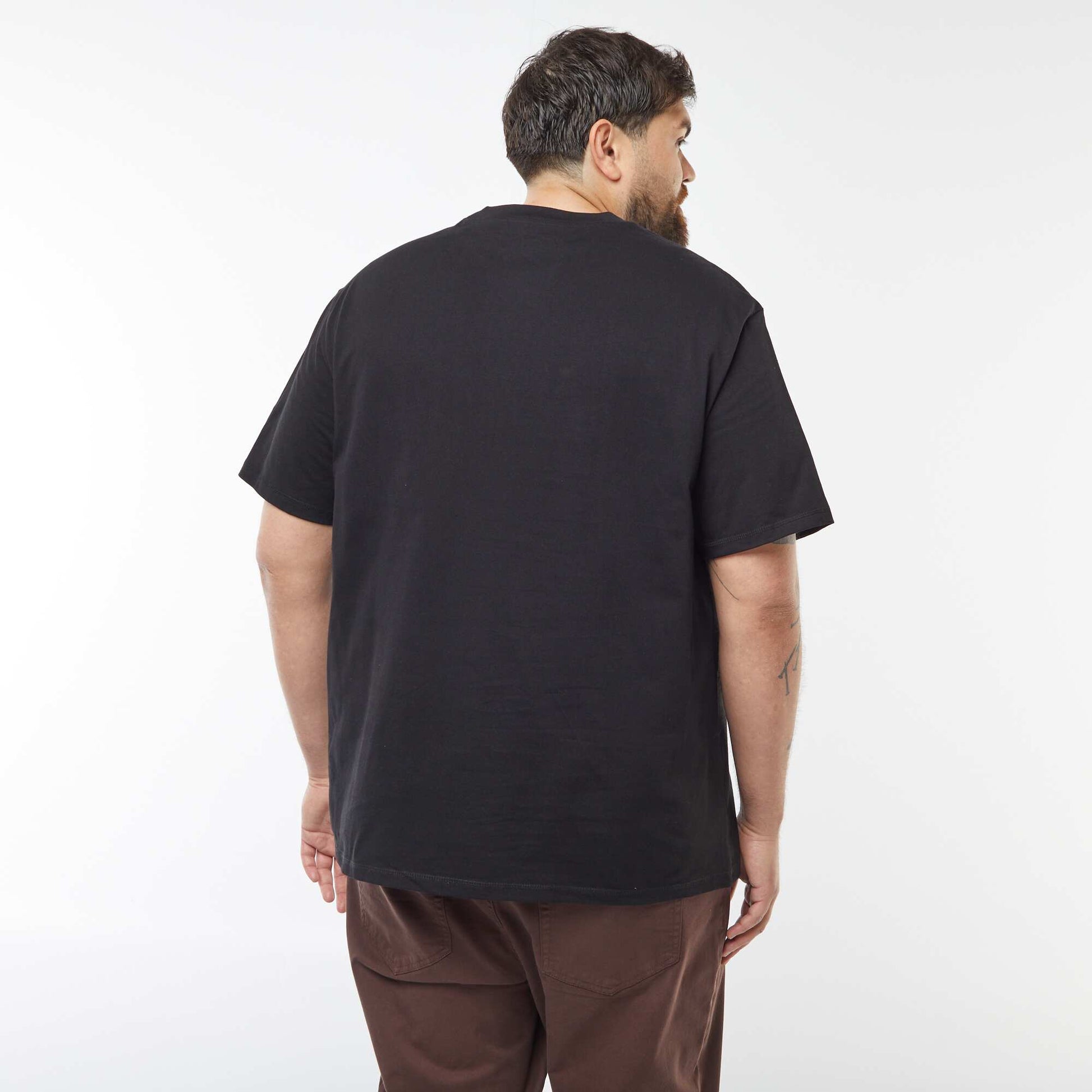 T-shirt uni manches courtes avec poche poitrine NOIR