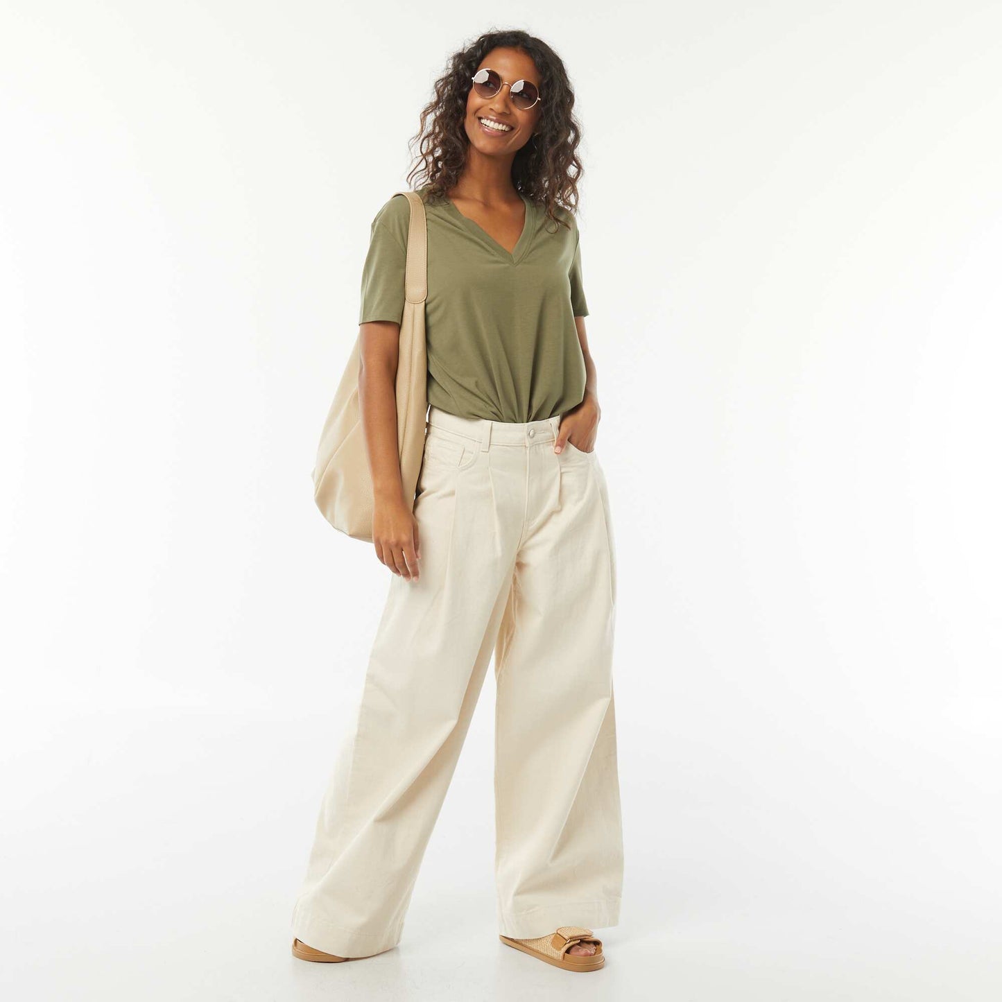 Tee-shirt manches courtes avec encolure en V KAKI