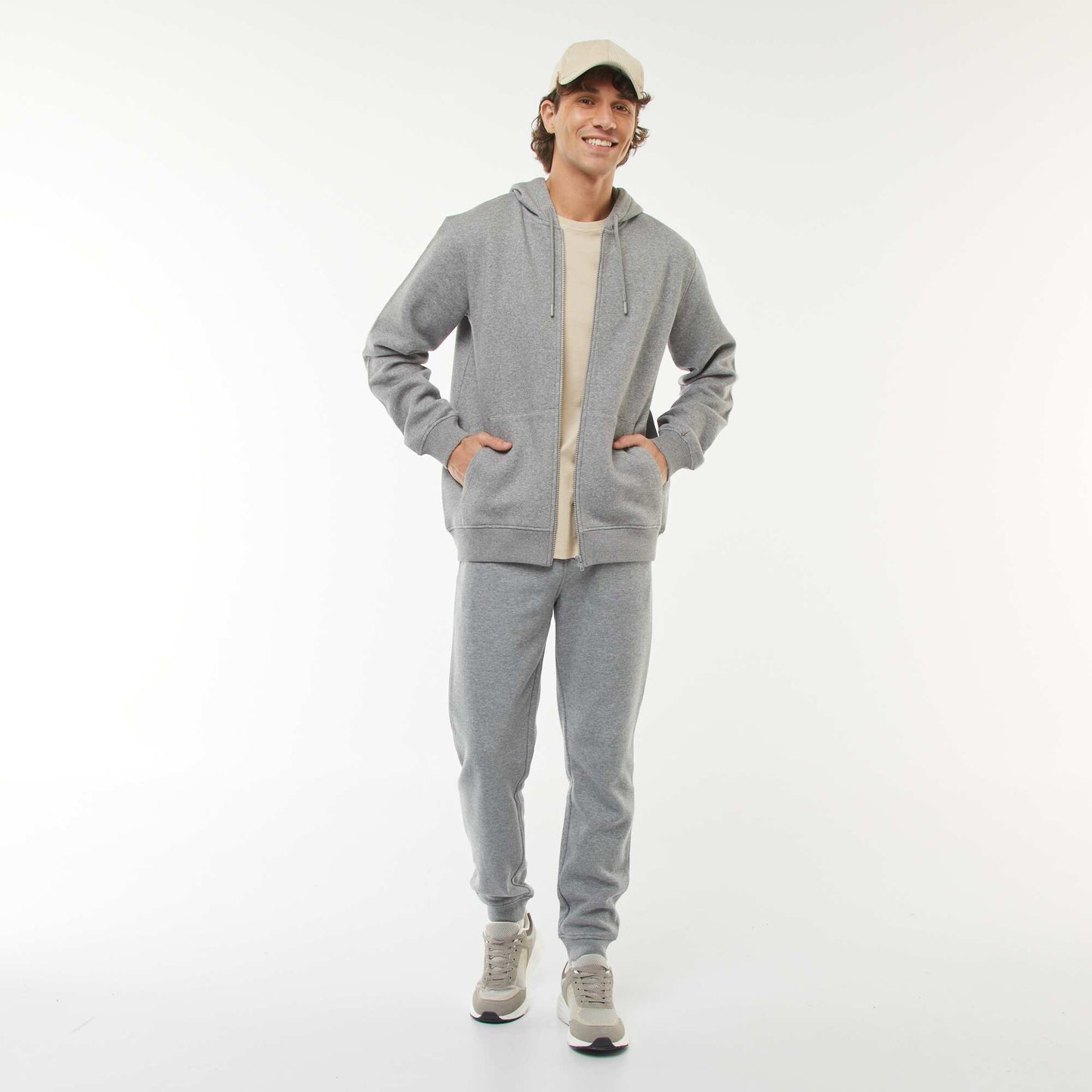 Sweat en molleton zippé à capuche GRIS