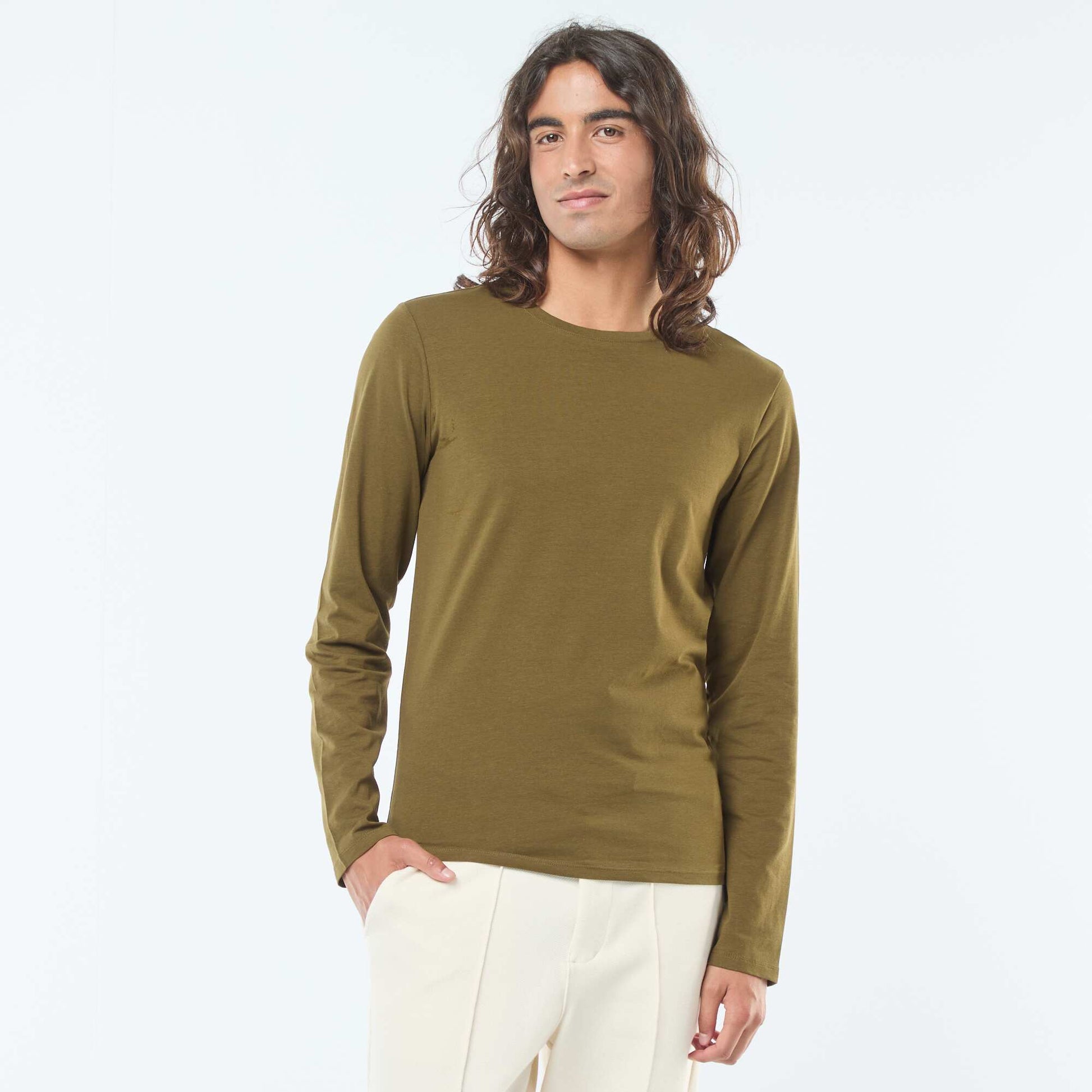 T-shirt uni à manches longues et col rond VERT