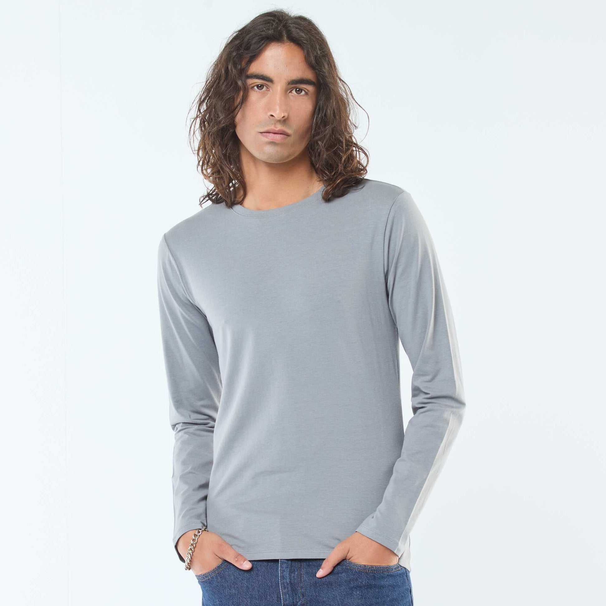 T-shirt uni à manches longues et col rond GRIS