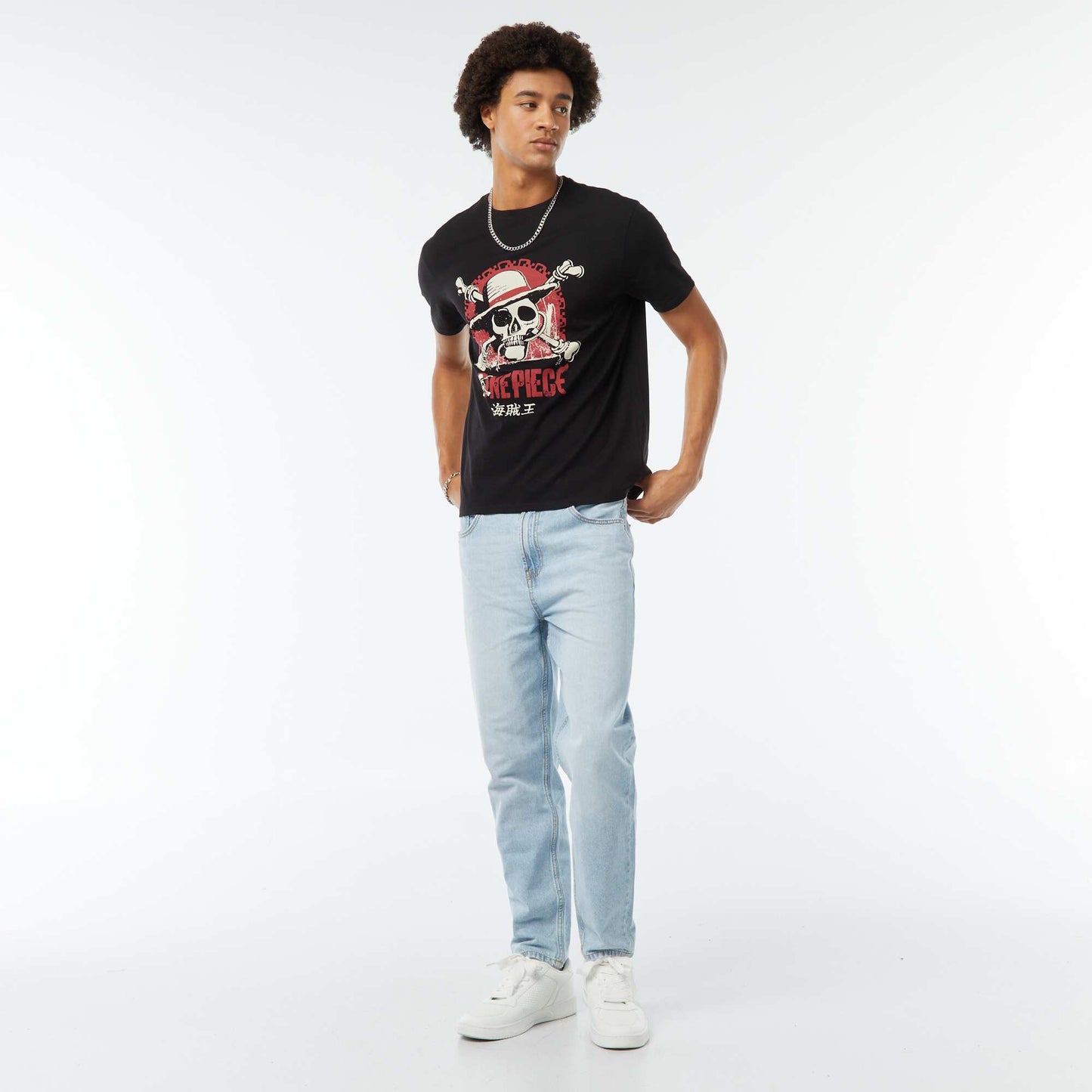 Tee-shirt imprimé 'One Piece' à manches courtes NOIR