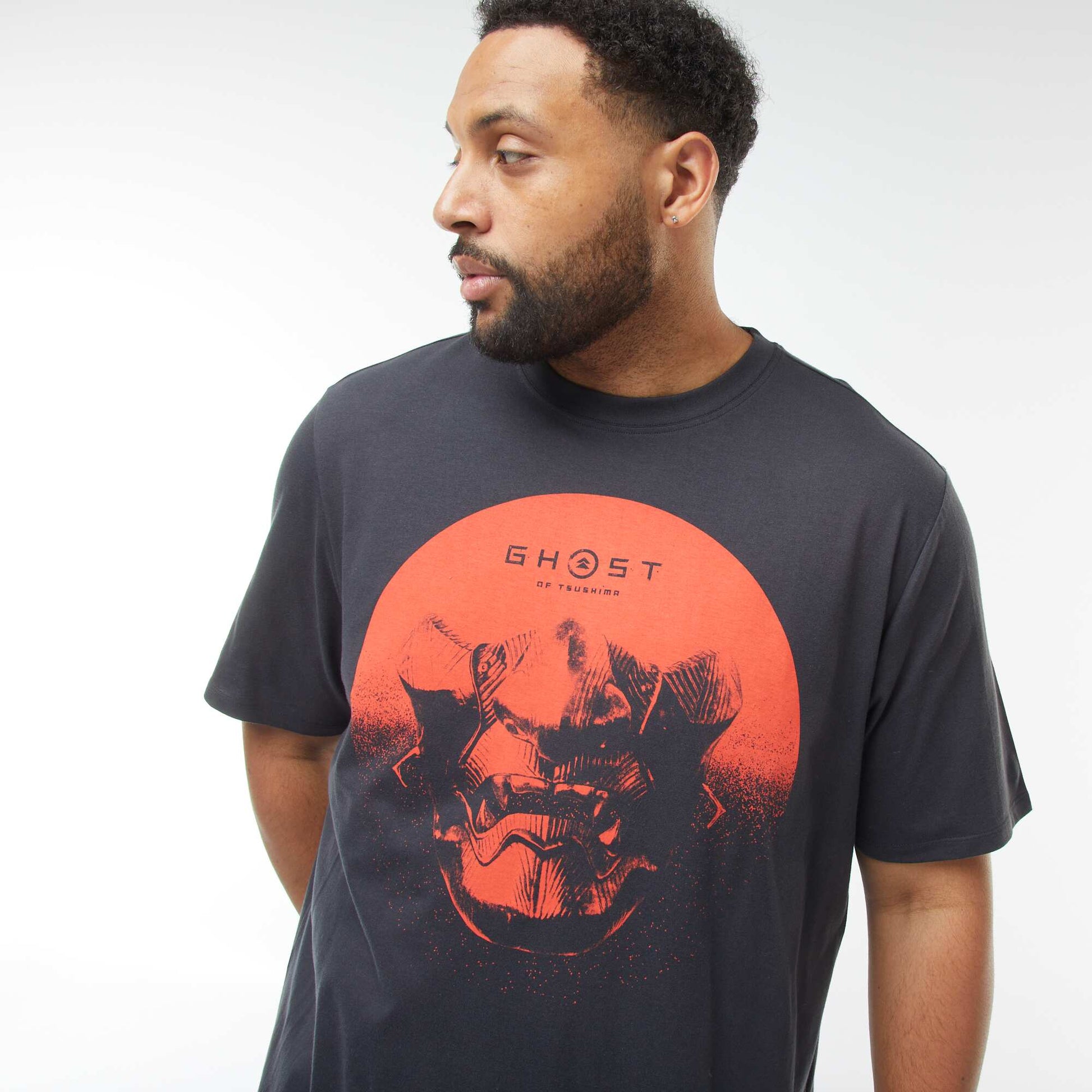 T-shirt imprimé recto-verso à manches courtes 'Ghost of Tsushima' NOIR