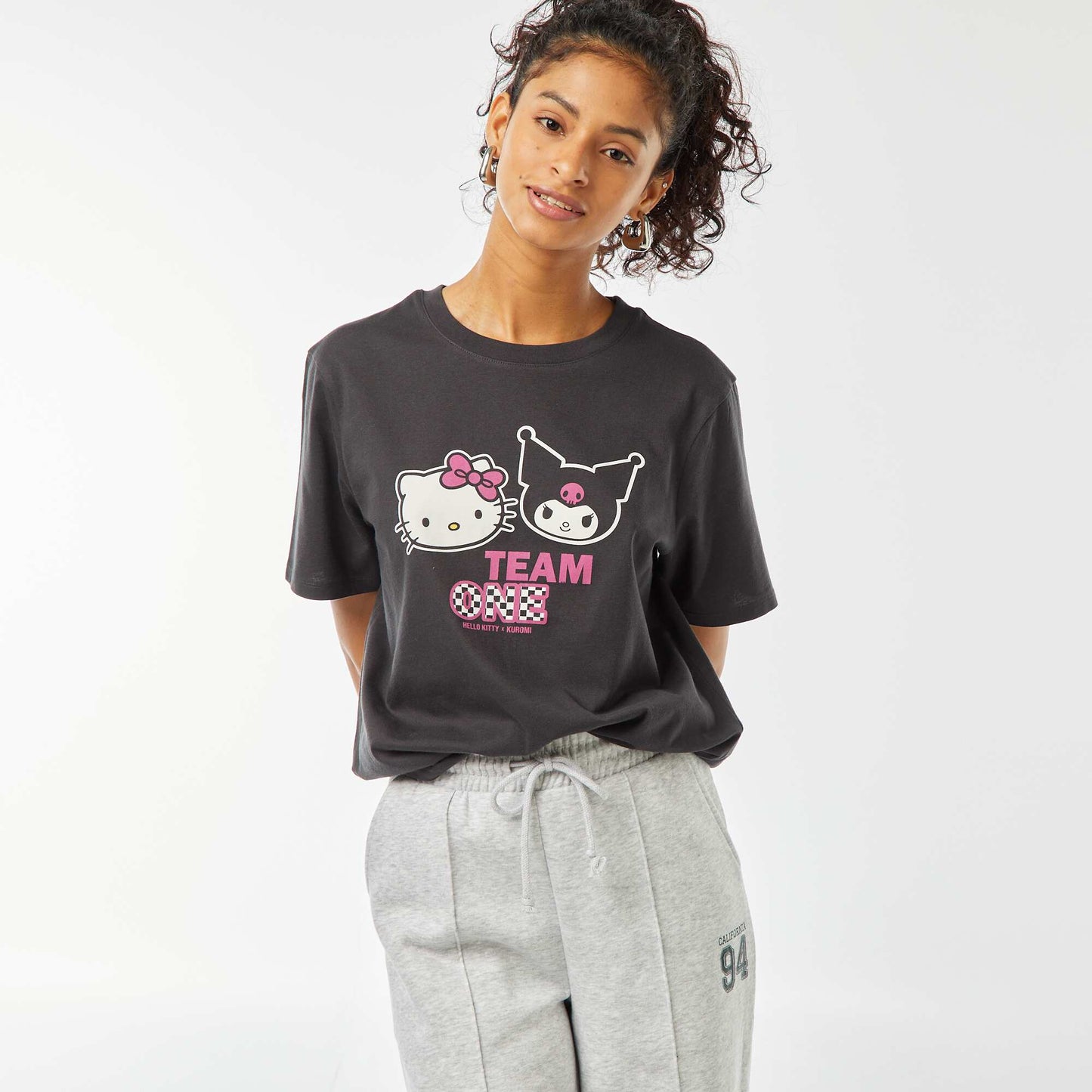 Tee-shirt large imprimé 'Hello Kitty' NOIR
