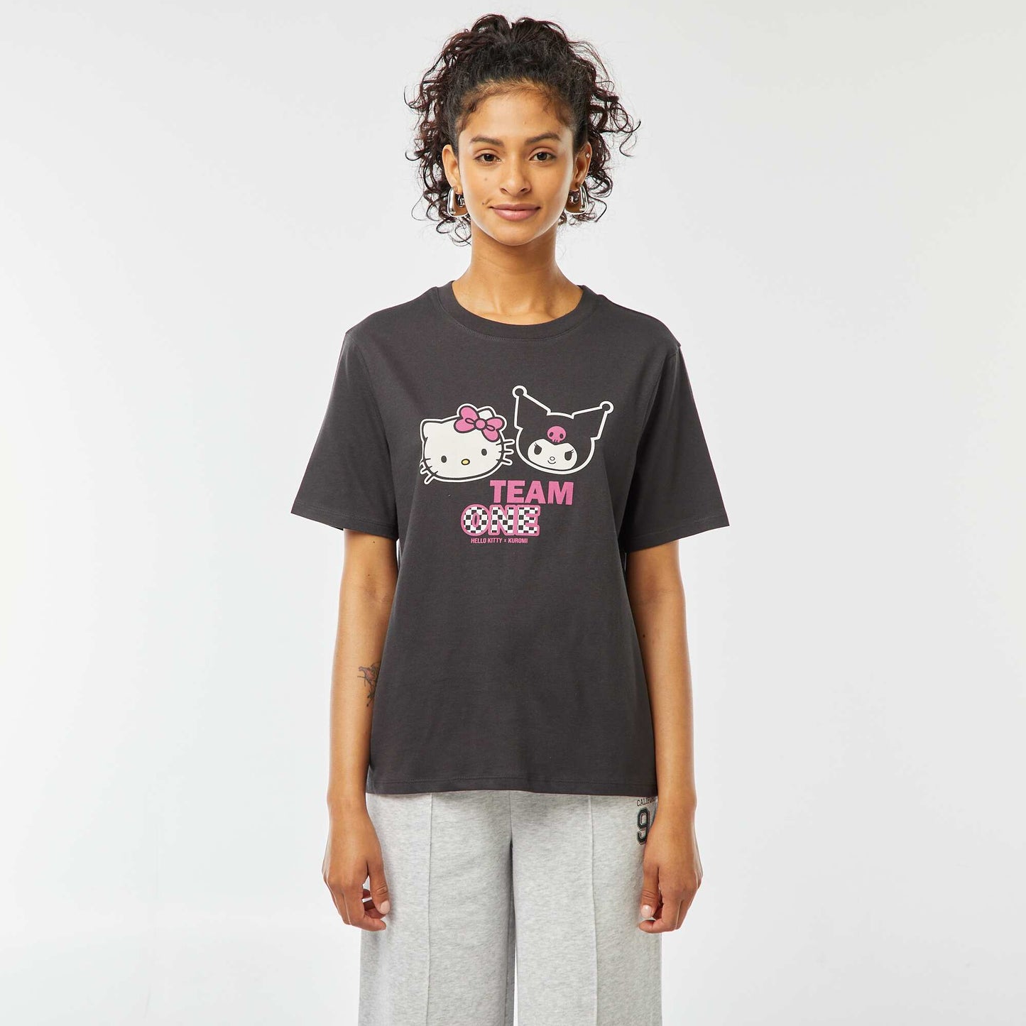 Tee-shirt large imprimé 'Hello Kitty' NOIR