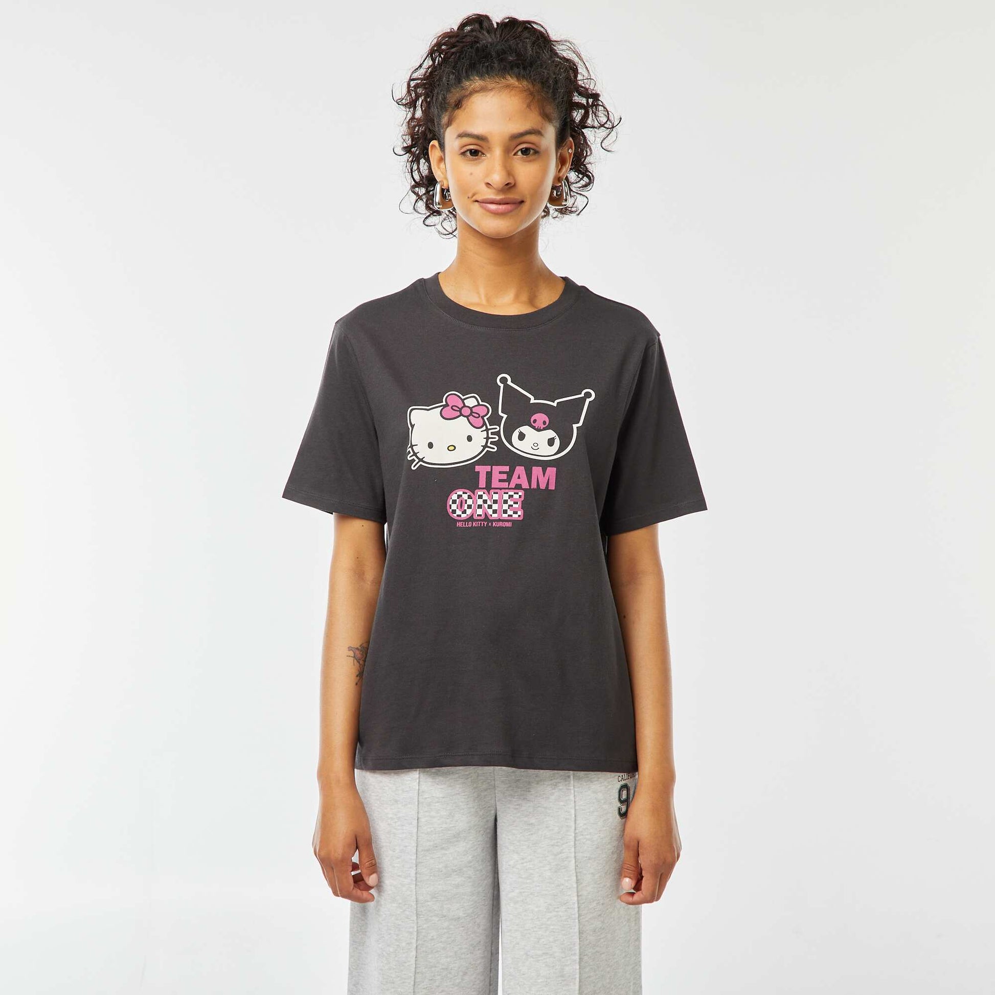 Tee-shirt large imprimé 'Hello Kitty' NOIR
