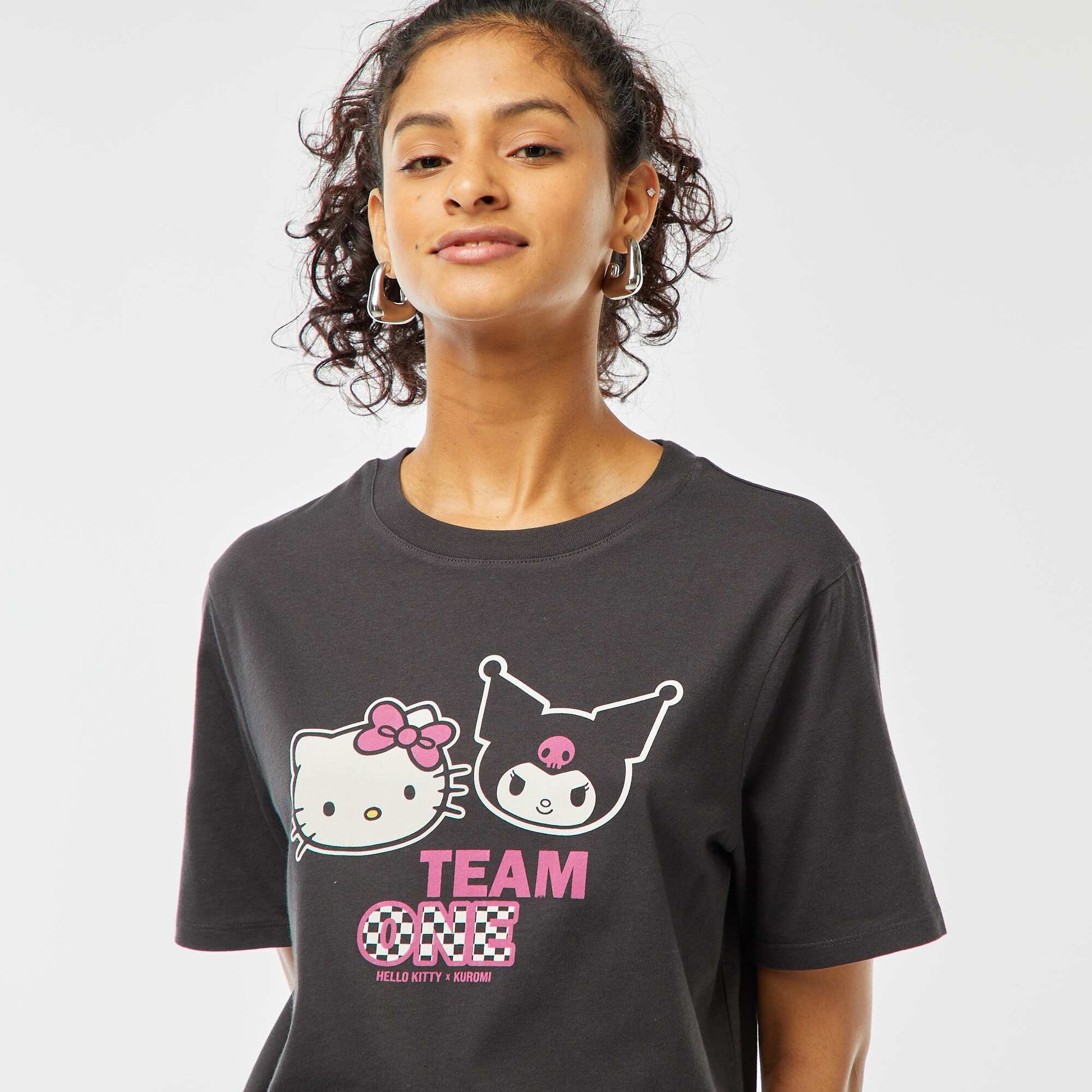 Tee-shirt large imprimé 'Hello Kitty' NOIR