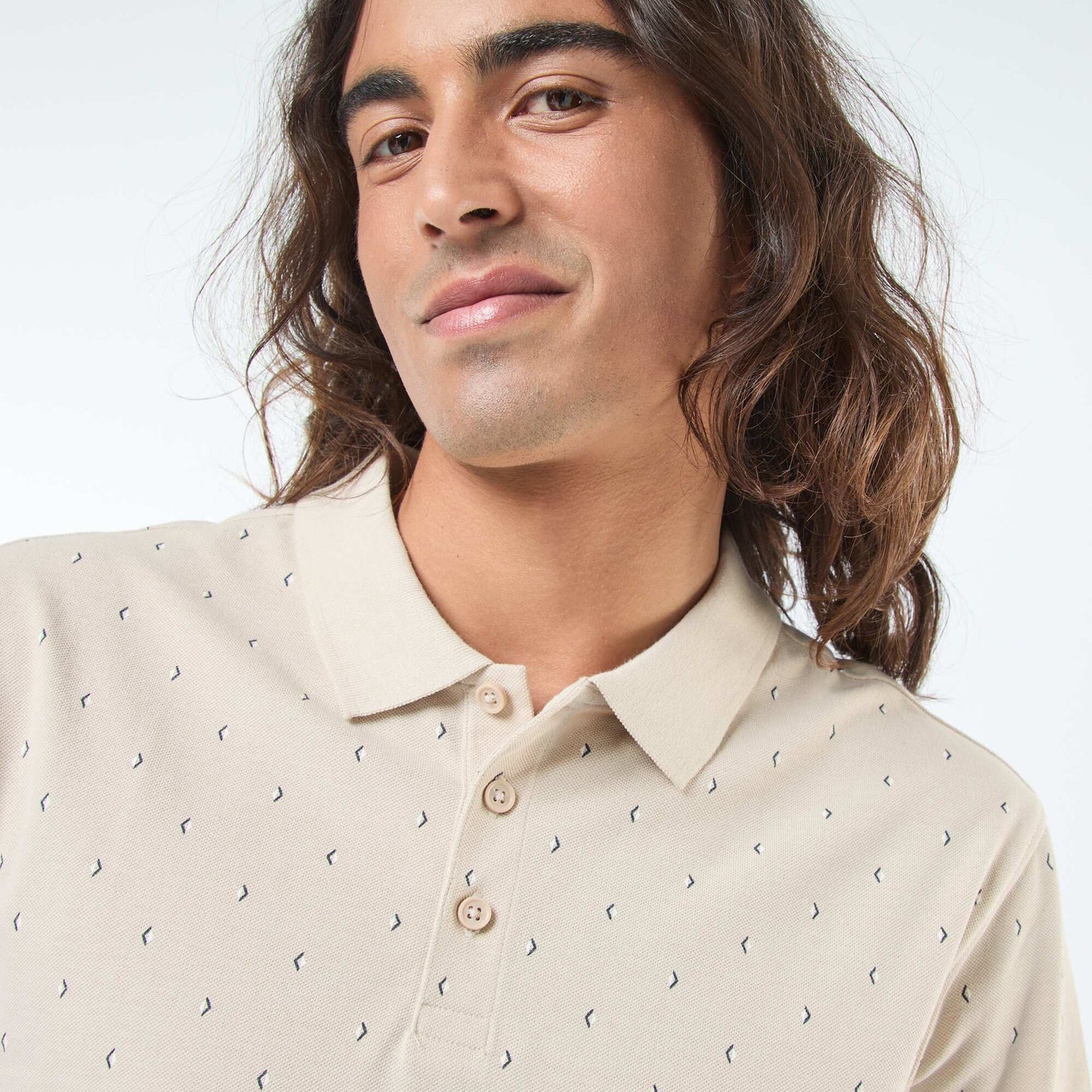 Polo en maille piquée à manches courtes et motif BEIGE