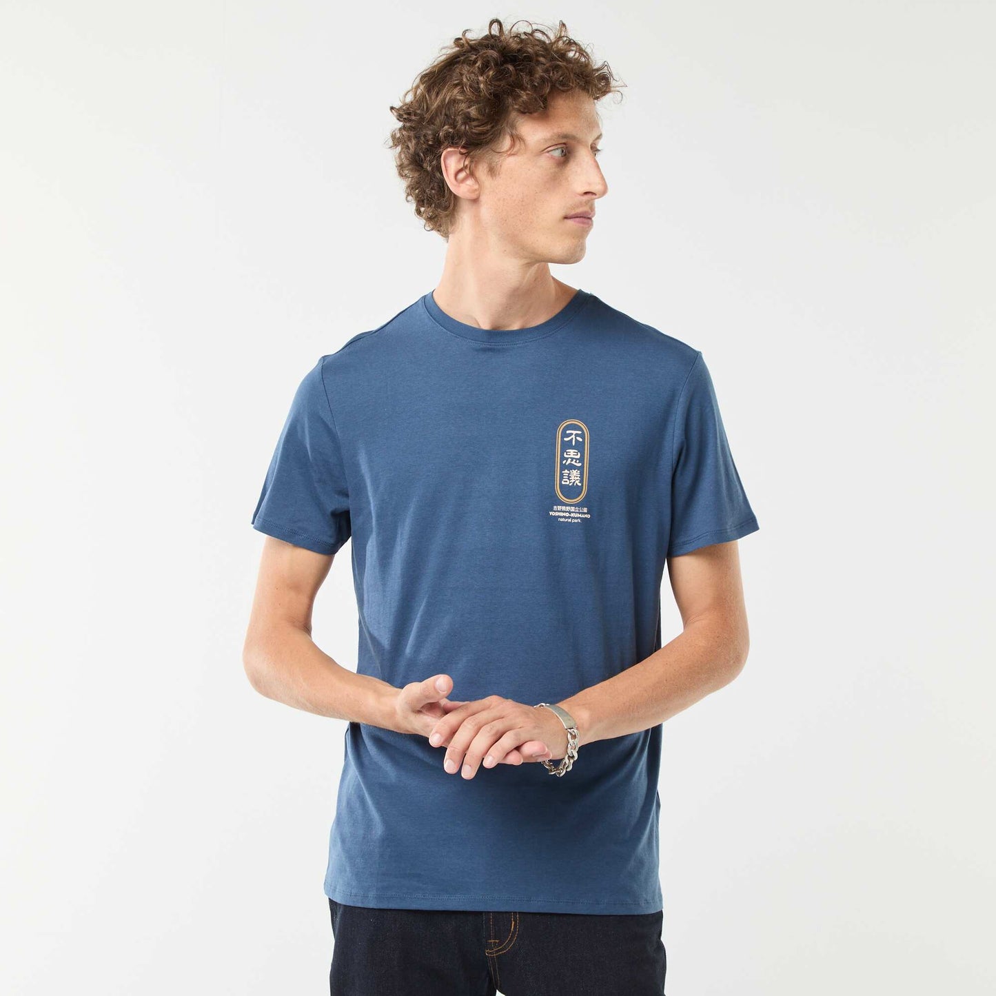 T-shirt imprimé à manches courtes et col rond BLEU