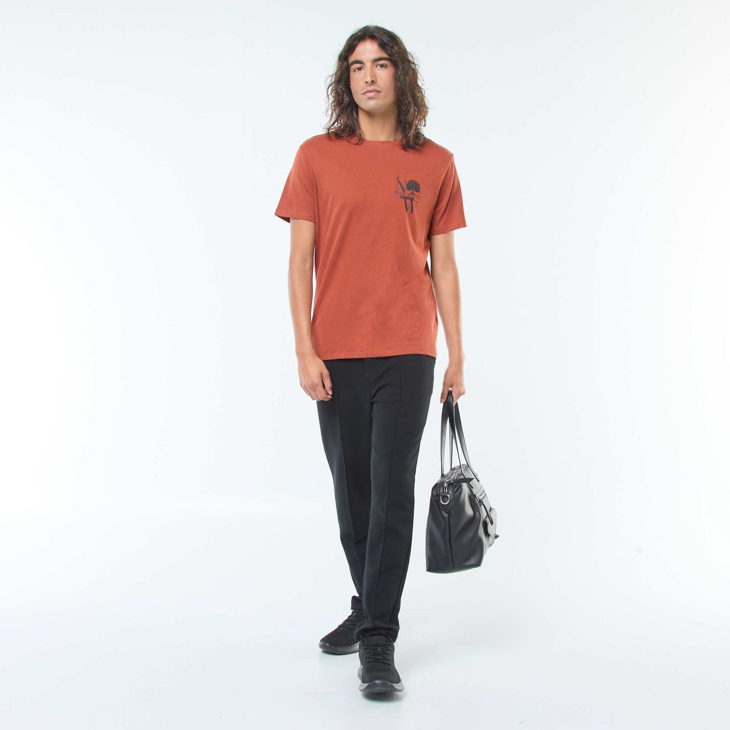 T-shirt imprimé à manches courtes et col rond MARRON