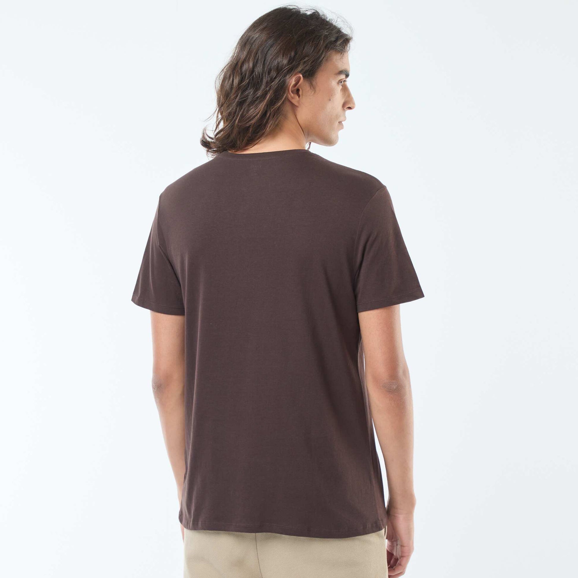 T-shirt imprimé à manches courtes et col rond MARRON