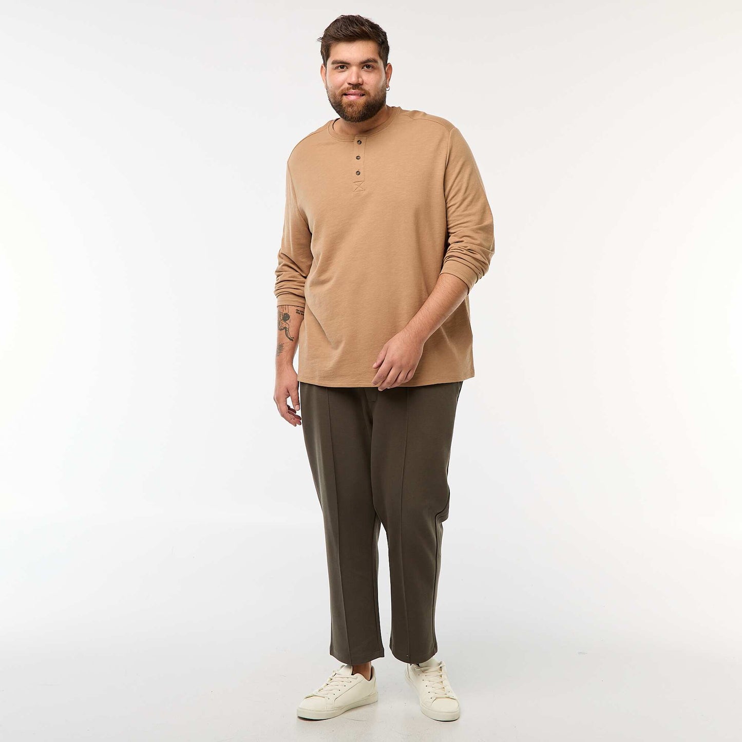 T-shirt en jersey à manches longues et col tunisien BEIGE