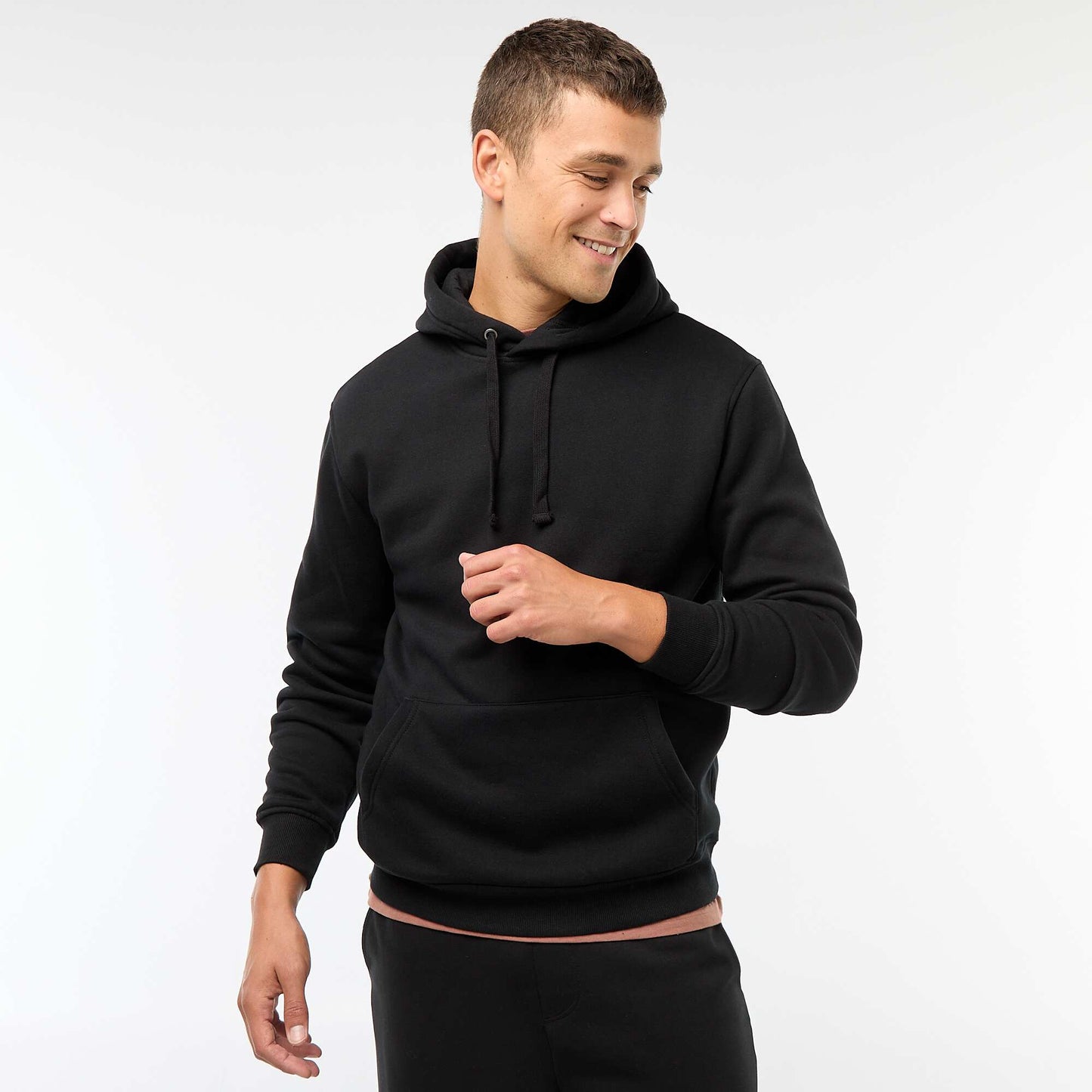 Sweat à capuche en molleton gratté avec poche kangourou NOIR