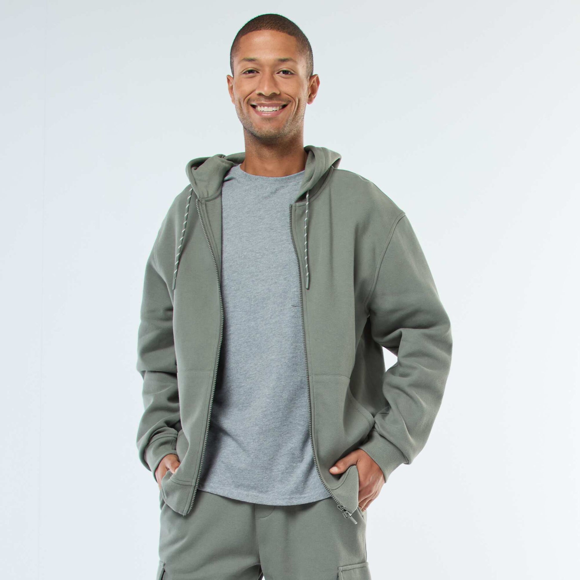 Sweat uni en maille piquée à capuche VERT