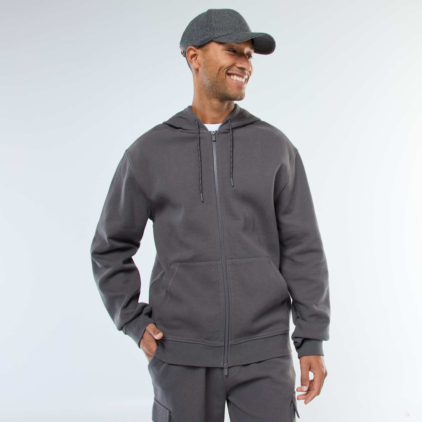 Sweat uni en maille piquée à capuche GRIS