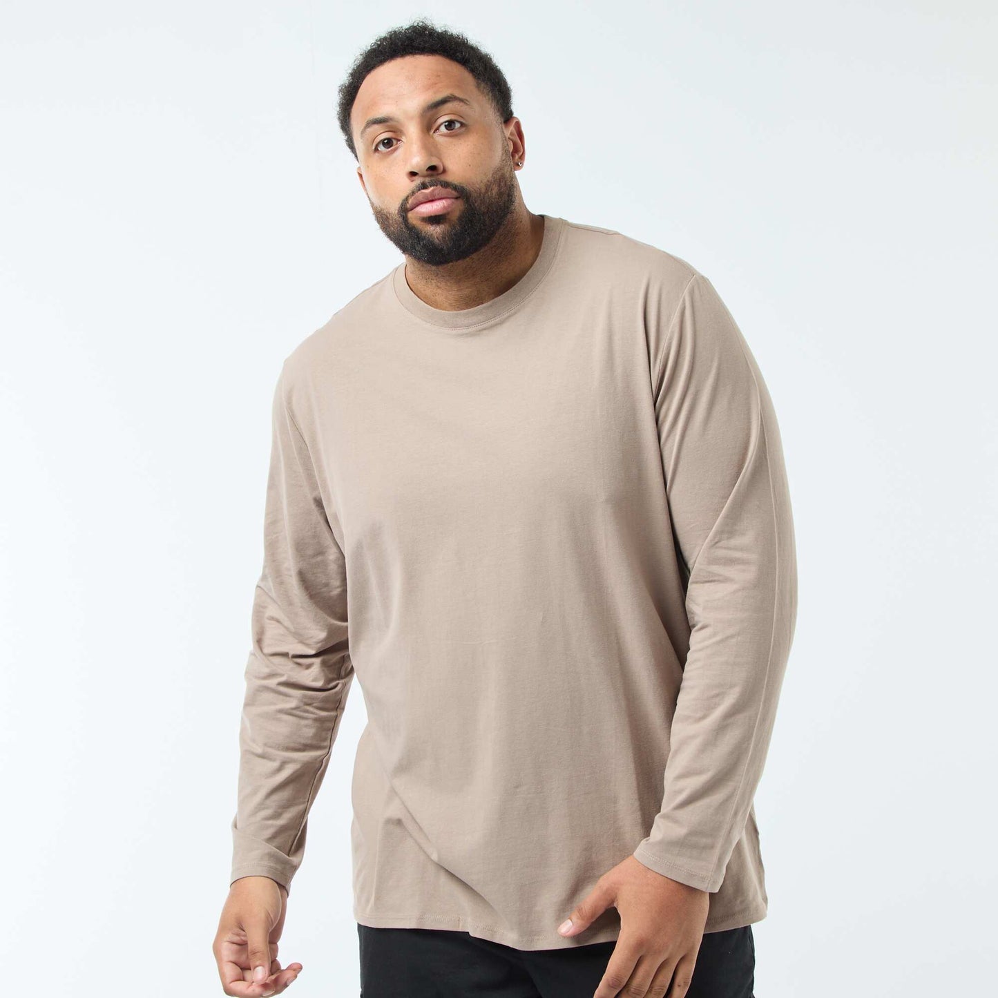 T-shirt uni à manches longues et col rond BEIGE