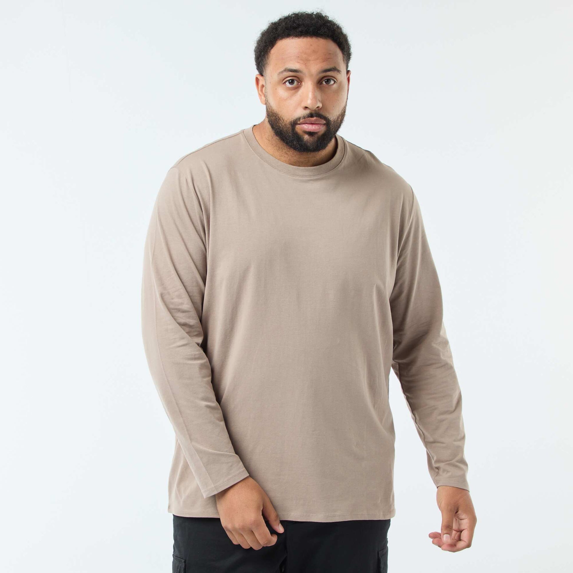 T-shirt uni à manches longues et col rond BEIGE