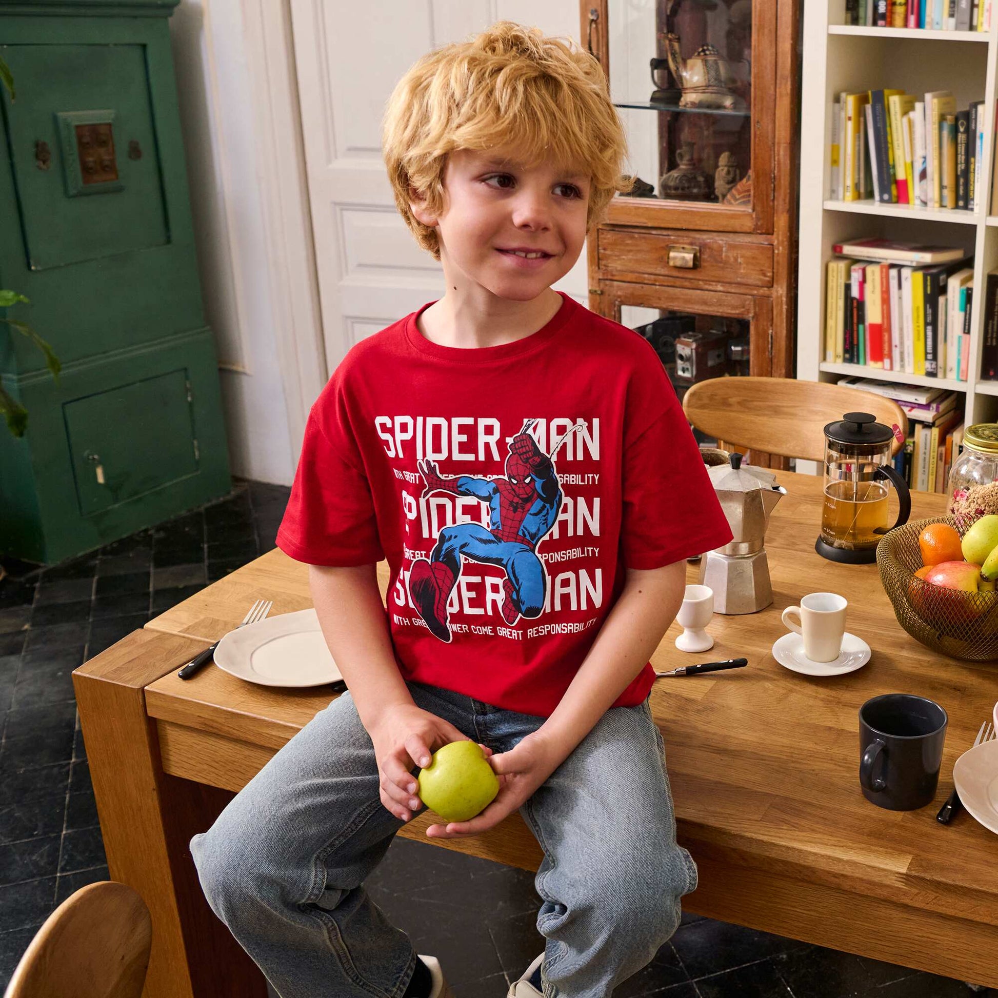 T-shirt 'Marvel' imprimé à manches courtes ROUGE