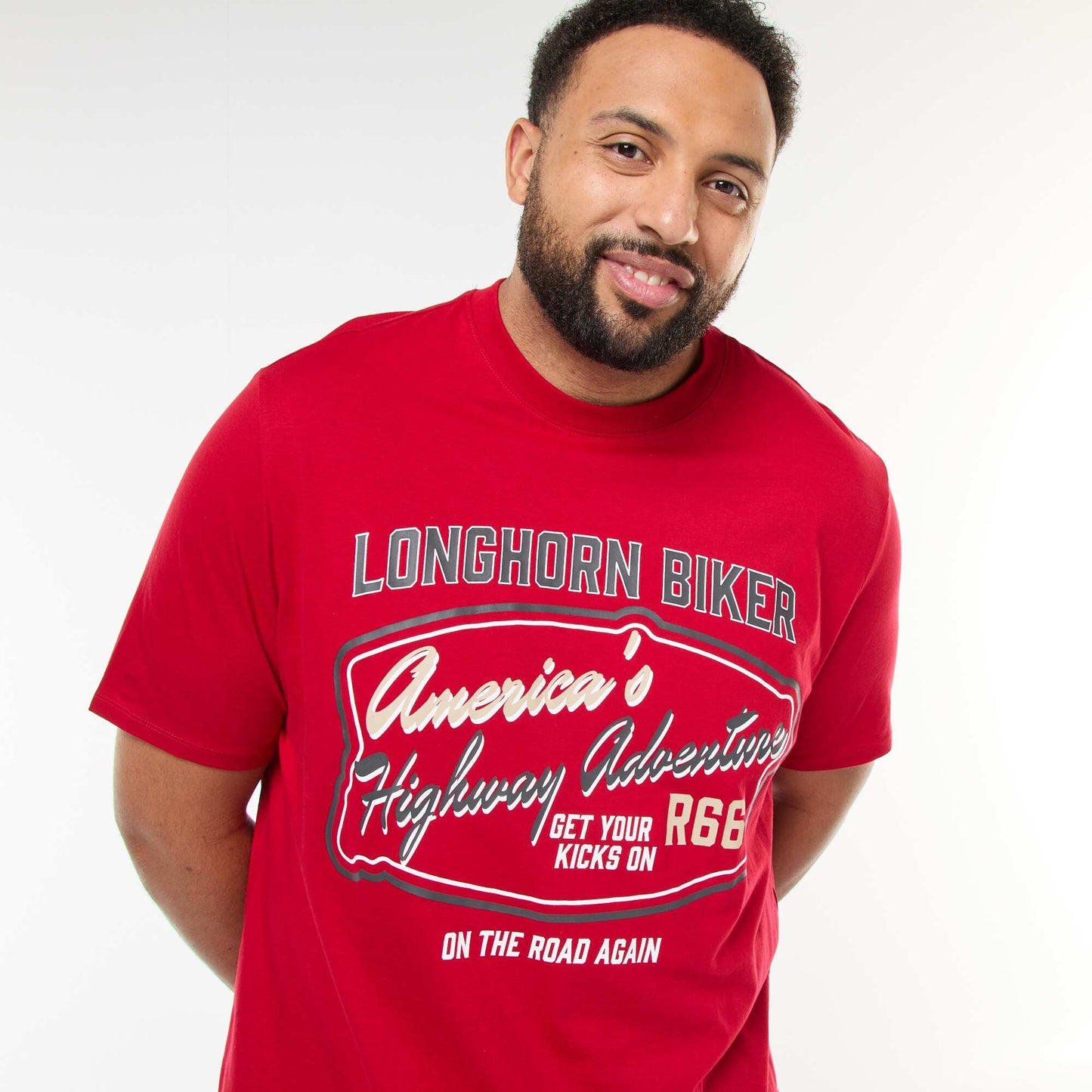 T-shirt imprimé à manches courtes et col rond ROUGE