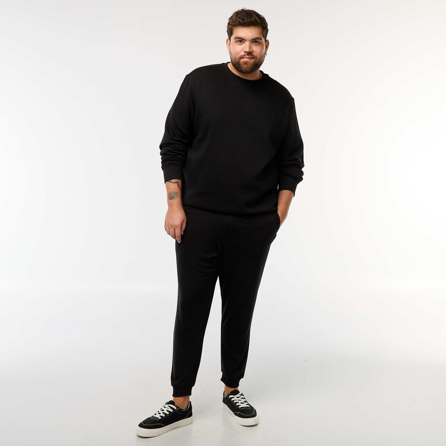 Sweat à col rond uni NOIR
