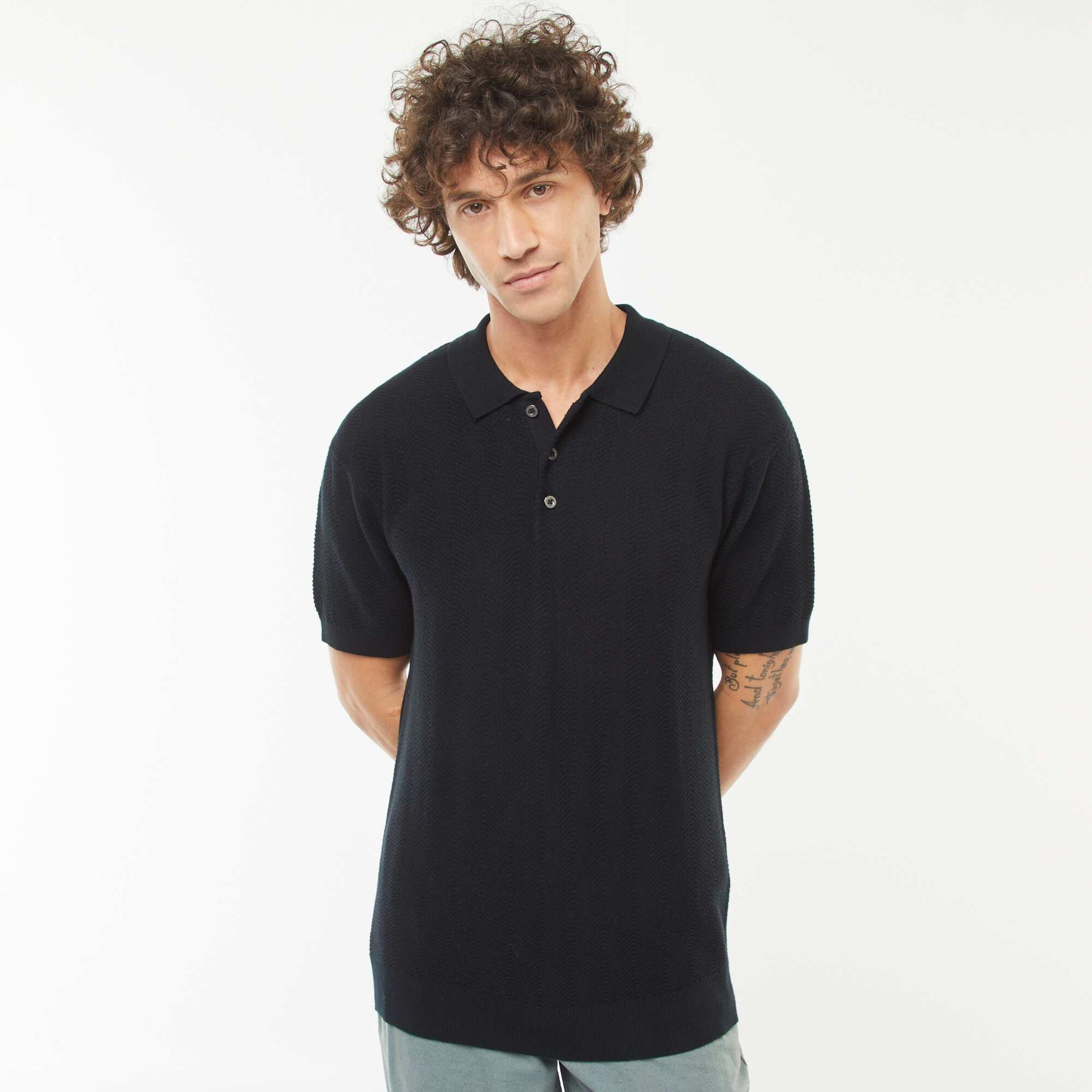 Polo en maille tricot  à manches courtes NOIR