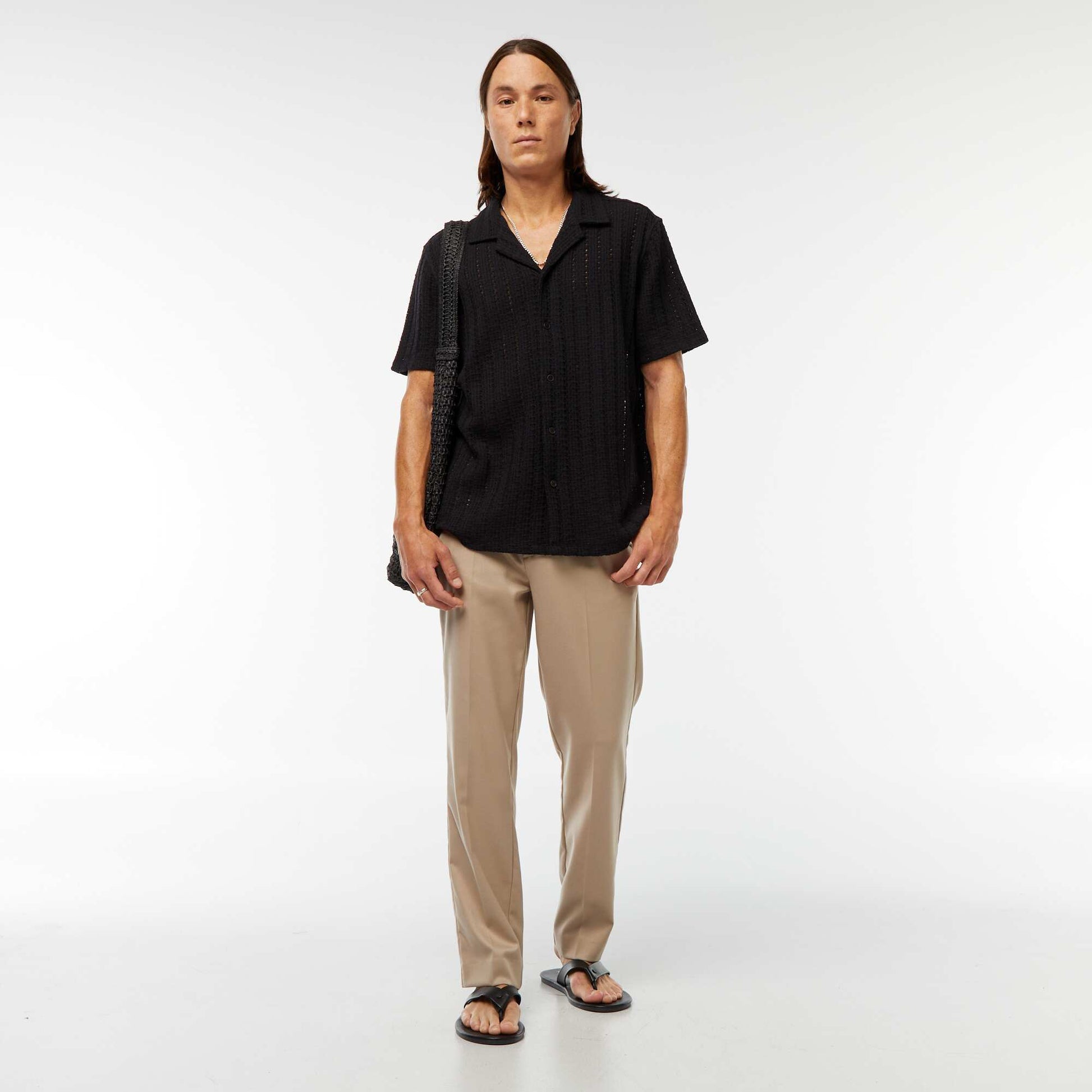 Chemise manches courtes en matière ajourée NOIR
