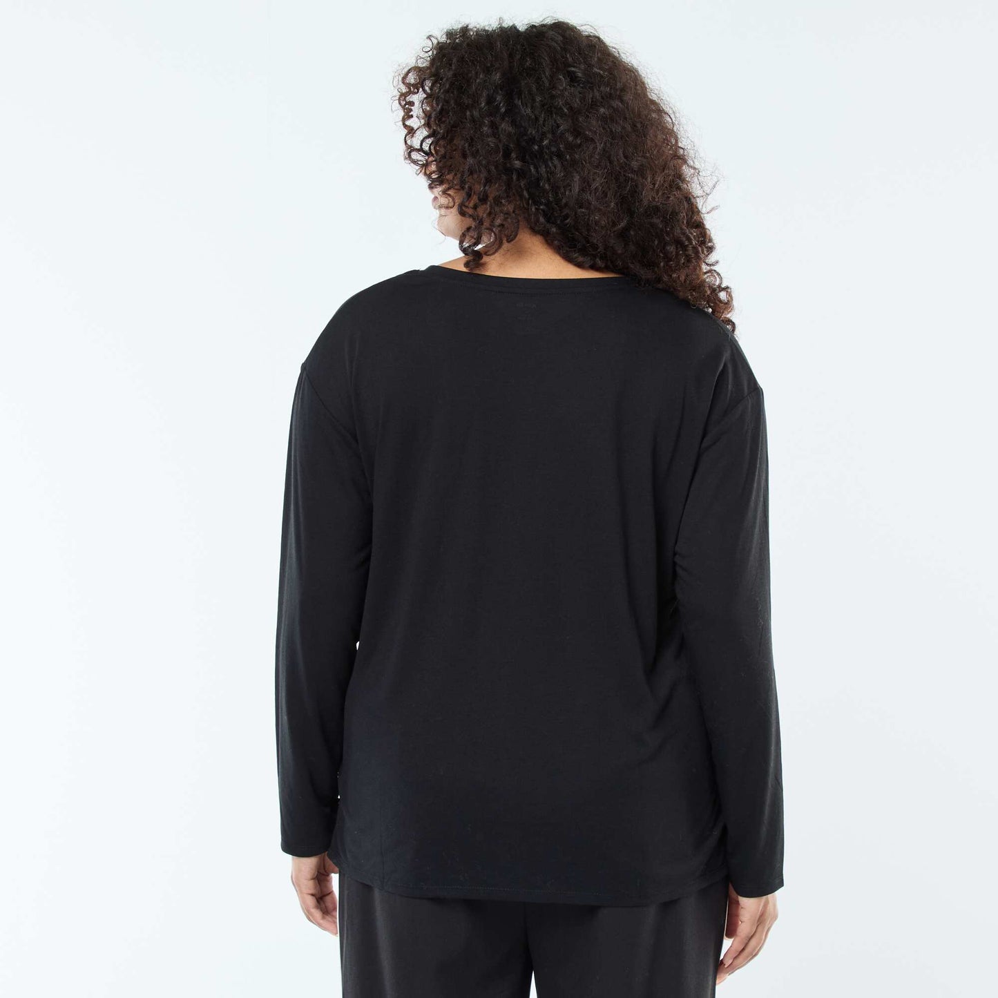 Tee-shirt basique col V et manches 3/4 NOIR