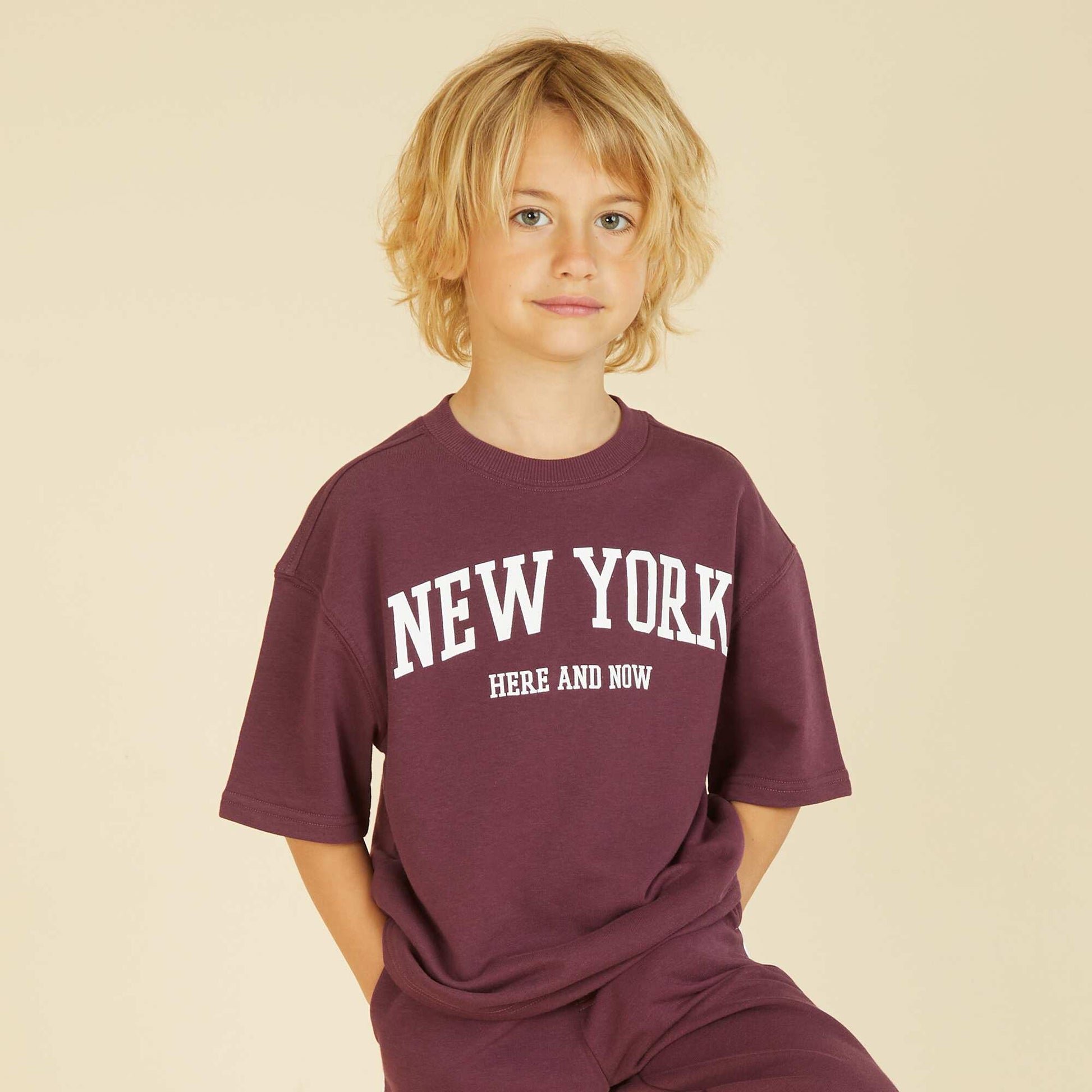 T-shirt style universitaire manches courtes MARRON