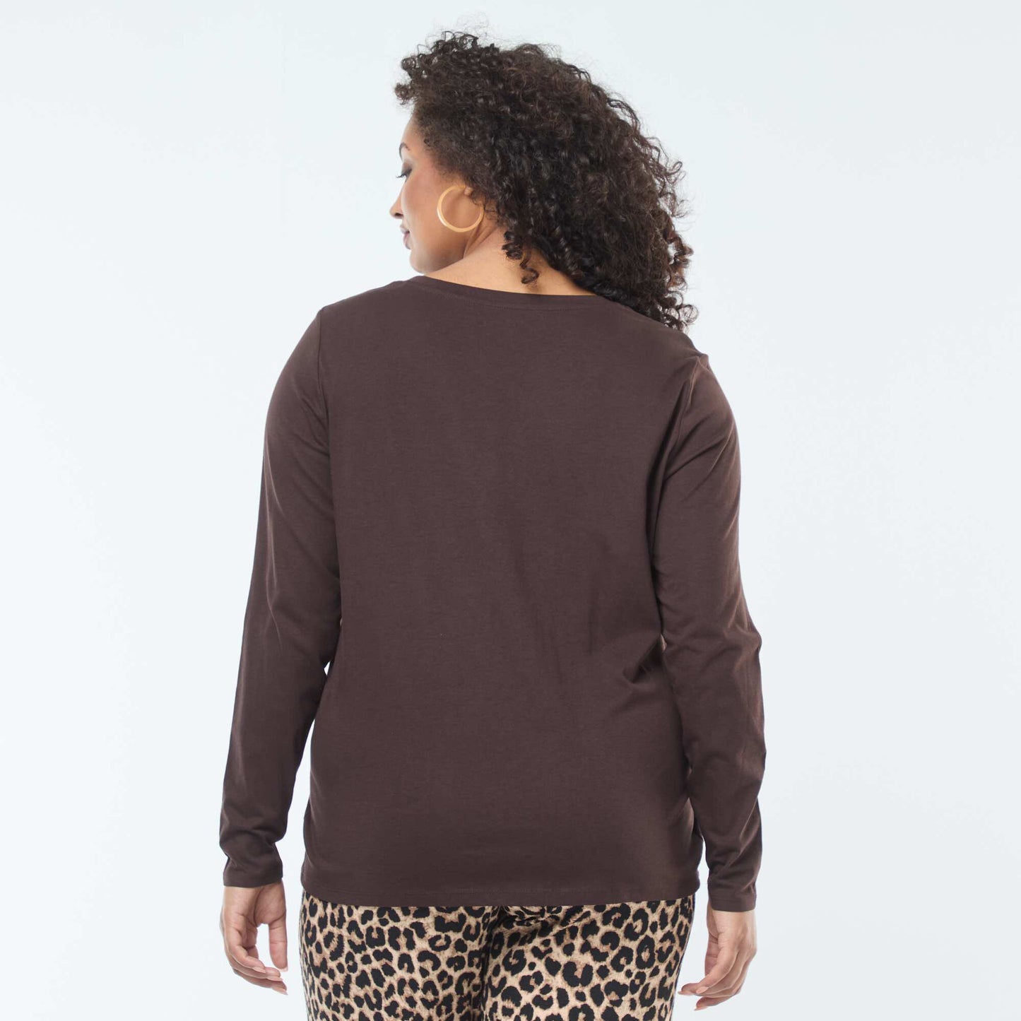 Tee-shirt en jersey avec col V et manches courtes MARRON