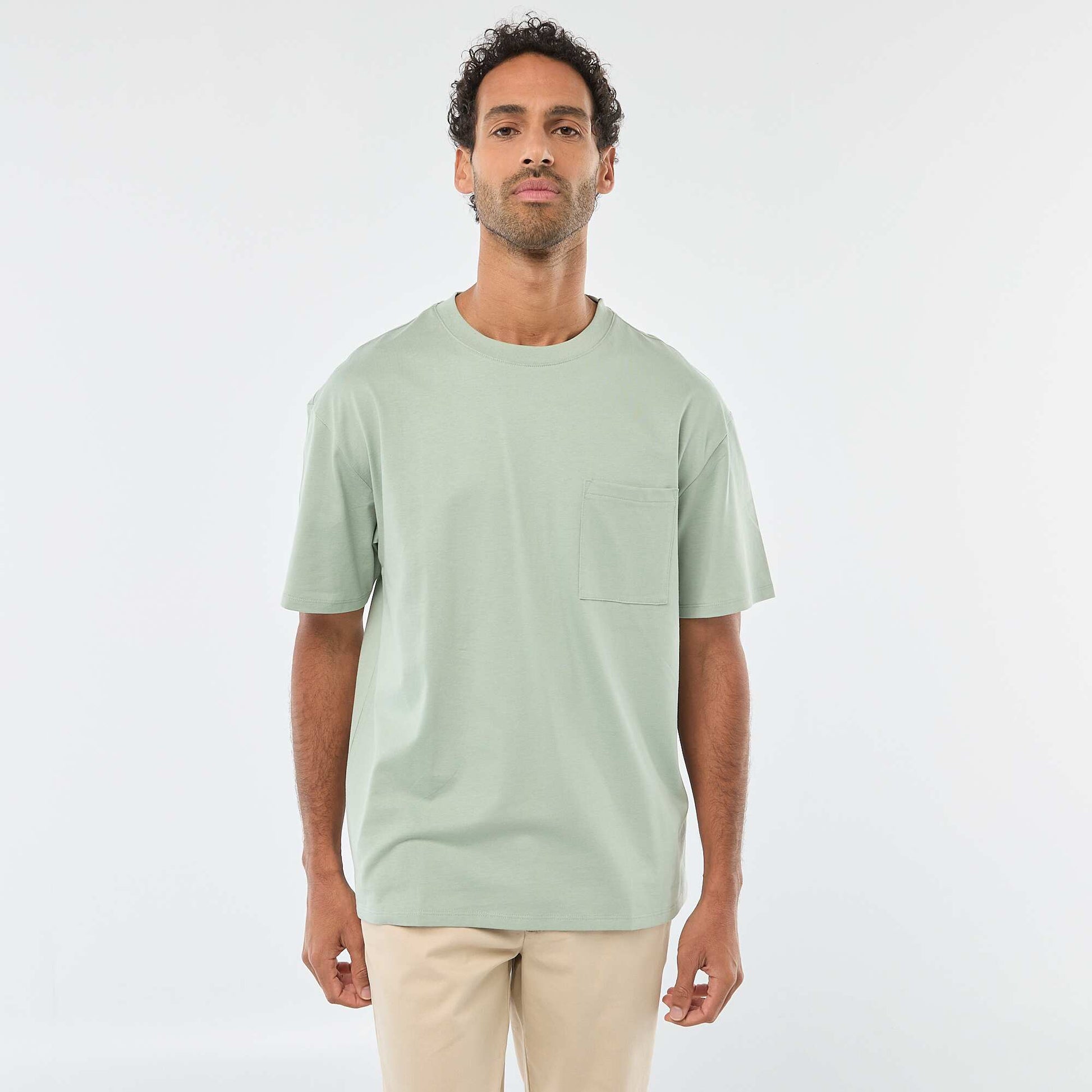 T-shirt uni à manches courtes avec poche poitrine VERT