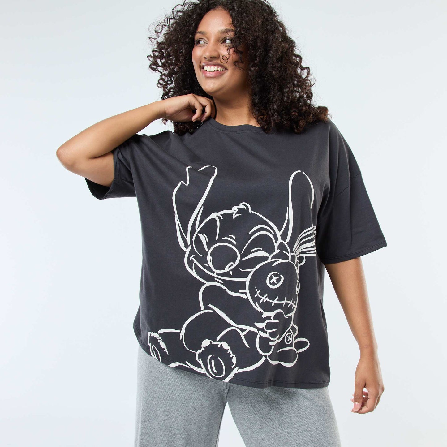 Tee-shirt 'Stitch' 'Disney' à manches courtes NOIR