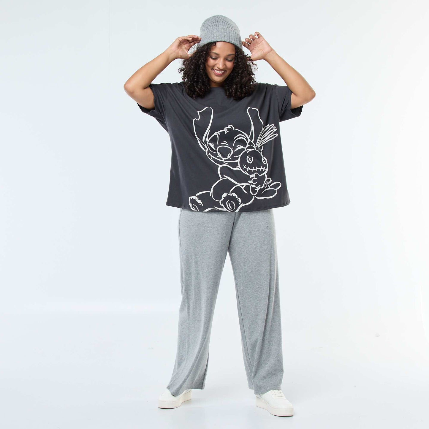 Tee-shirt 'Stitch' 'Disney' à manches courtes NOIR