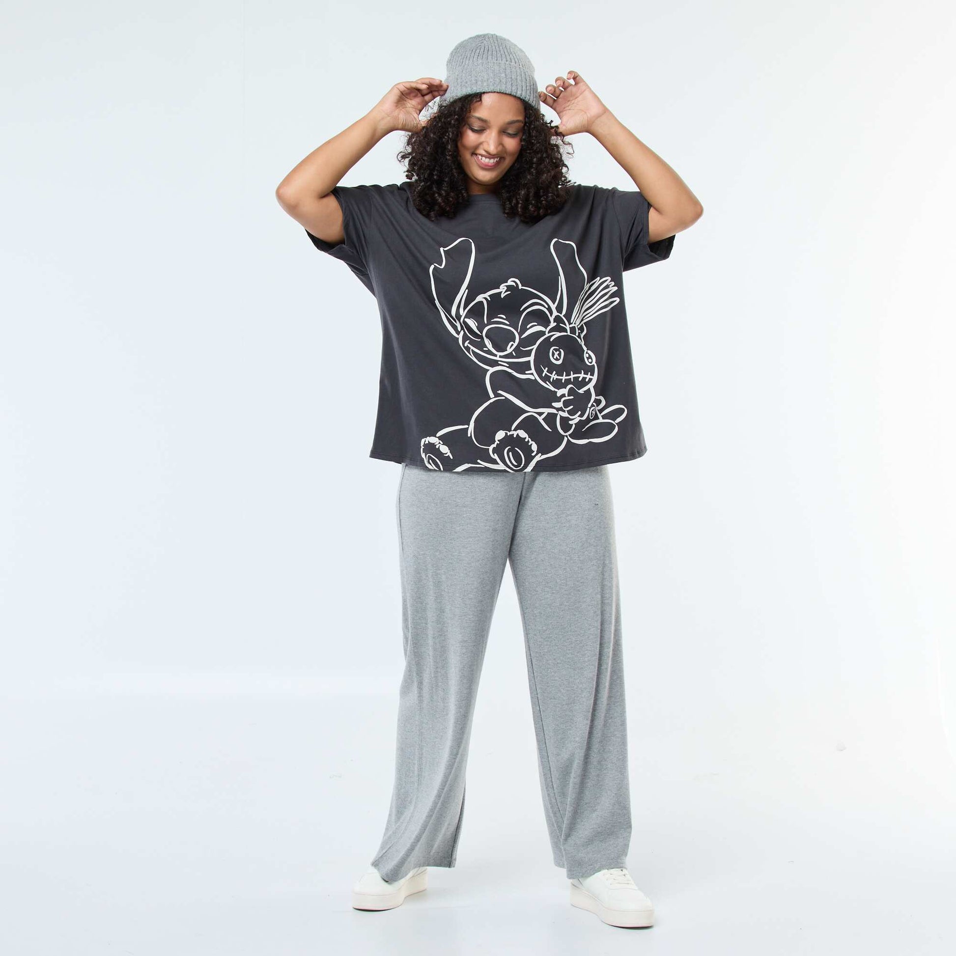 Tee-shirt 'Stitch' 'Disney' à manches courtes NOIR