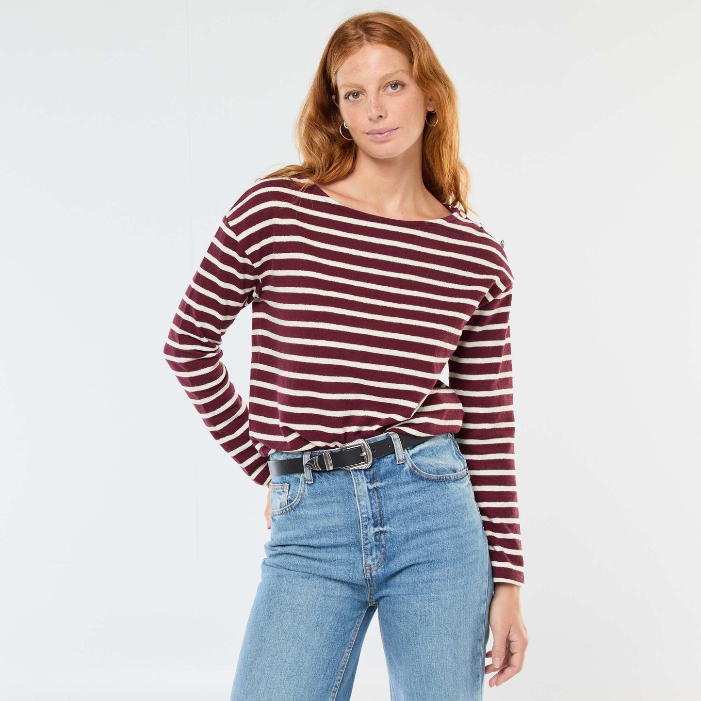 T-shirt en maille épaisse à manches longues ave rayures all-over ROUGE
