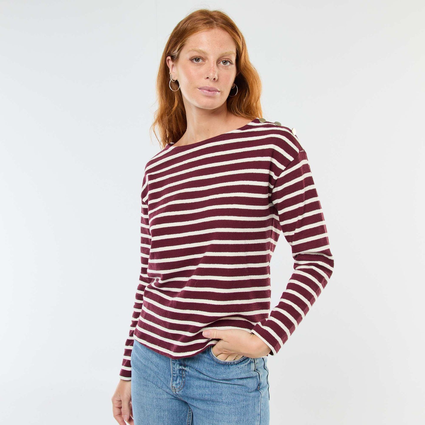 T-shirt en maille épaisse à manches longues ave rayures all-over ROUGE