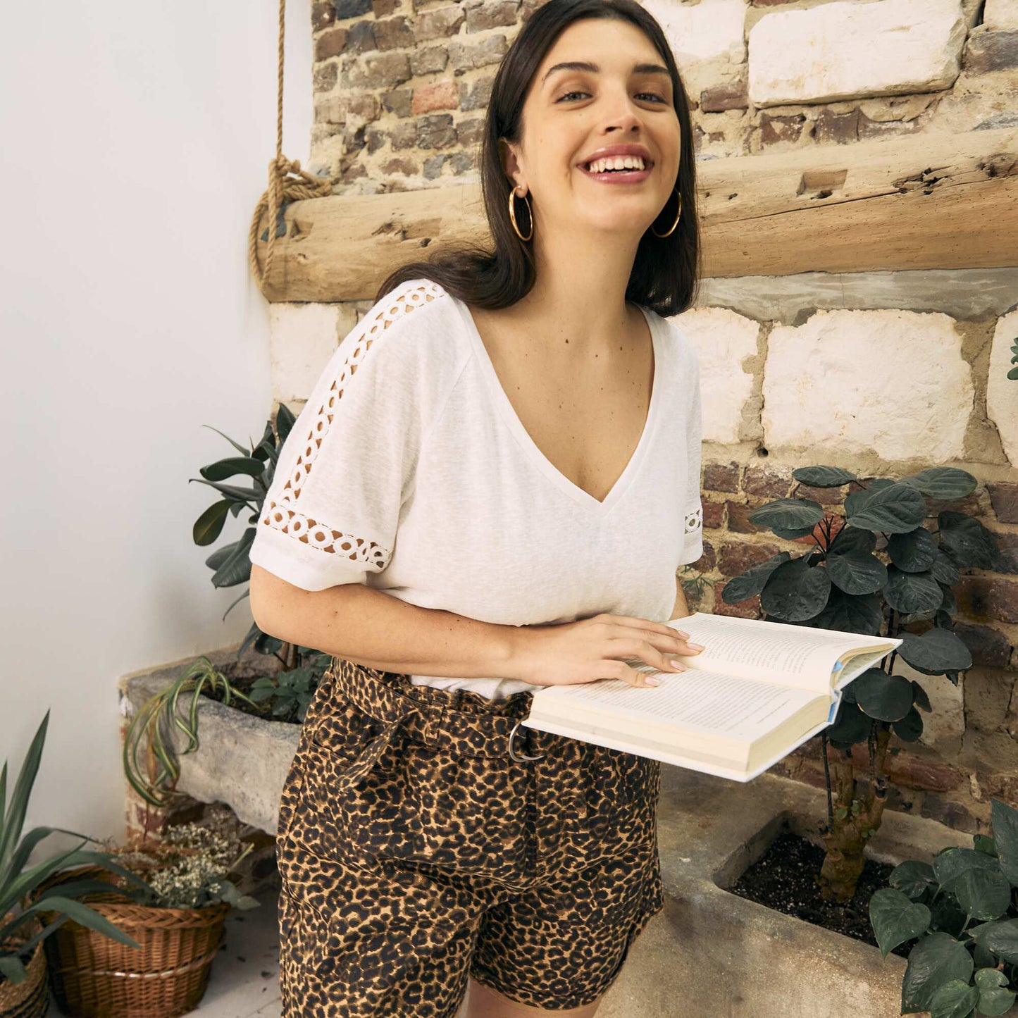Tee-shirt maille moulinée avec détails macramé BLANC