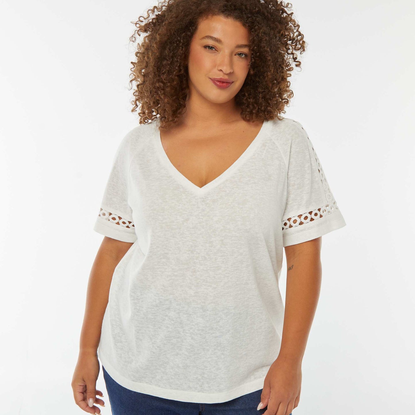 Tee-shirt maille moulinée avec détails macramé BLANC