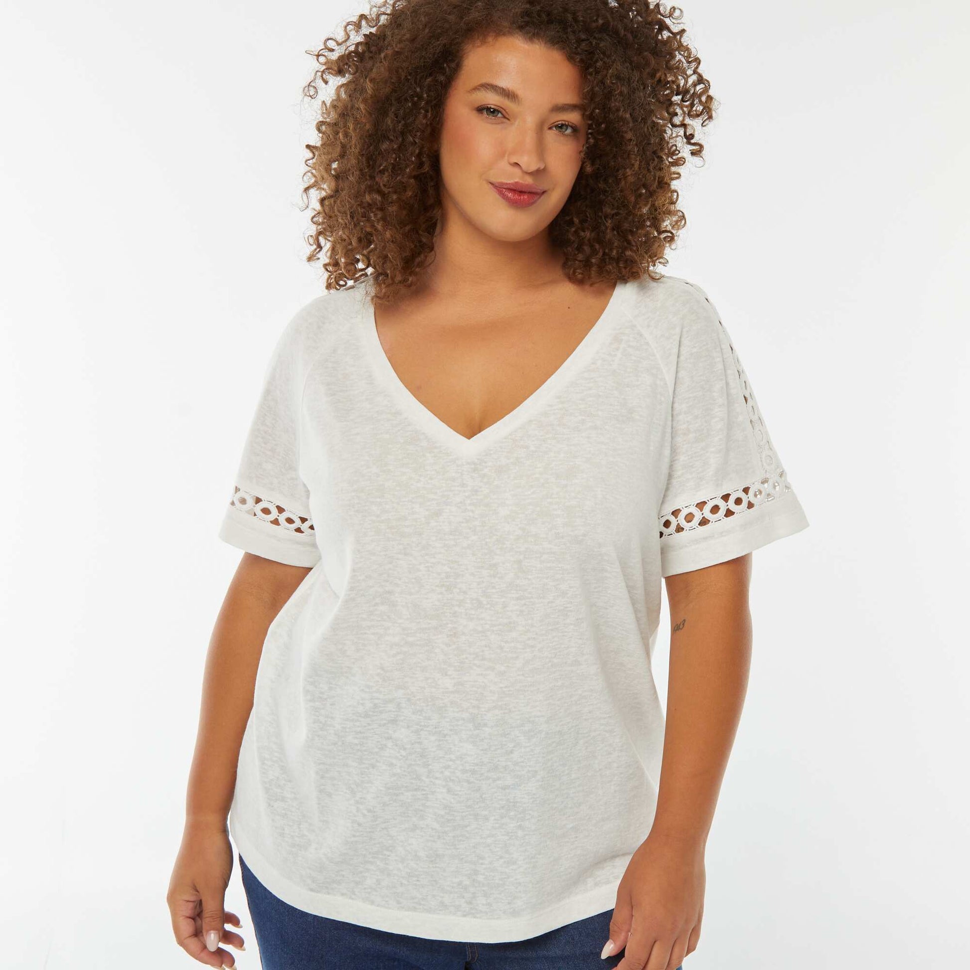Tee-shirt maille moulinée avec détails macramé BLANC