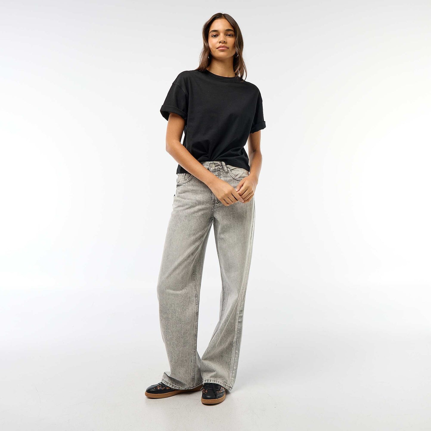 T-shirt cropped uni à manches courtes NOIR