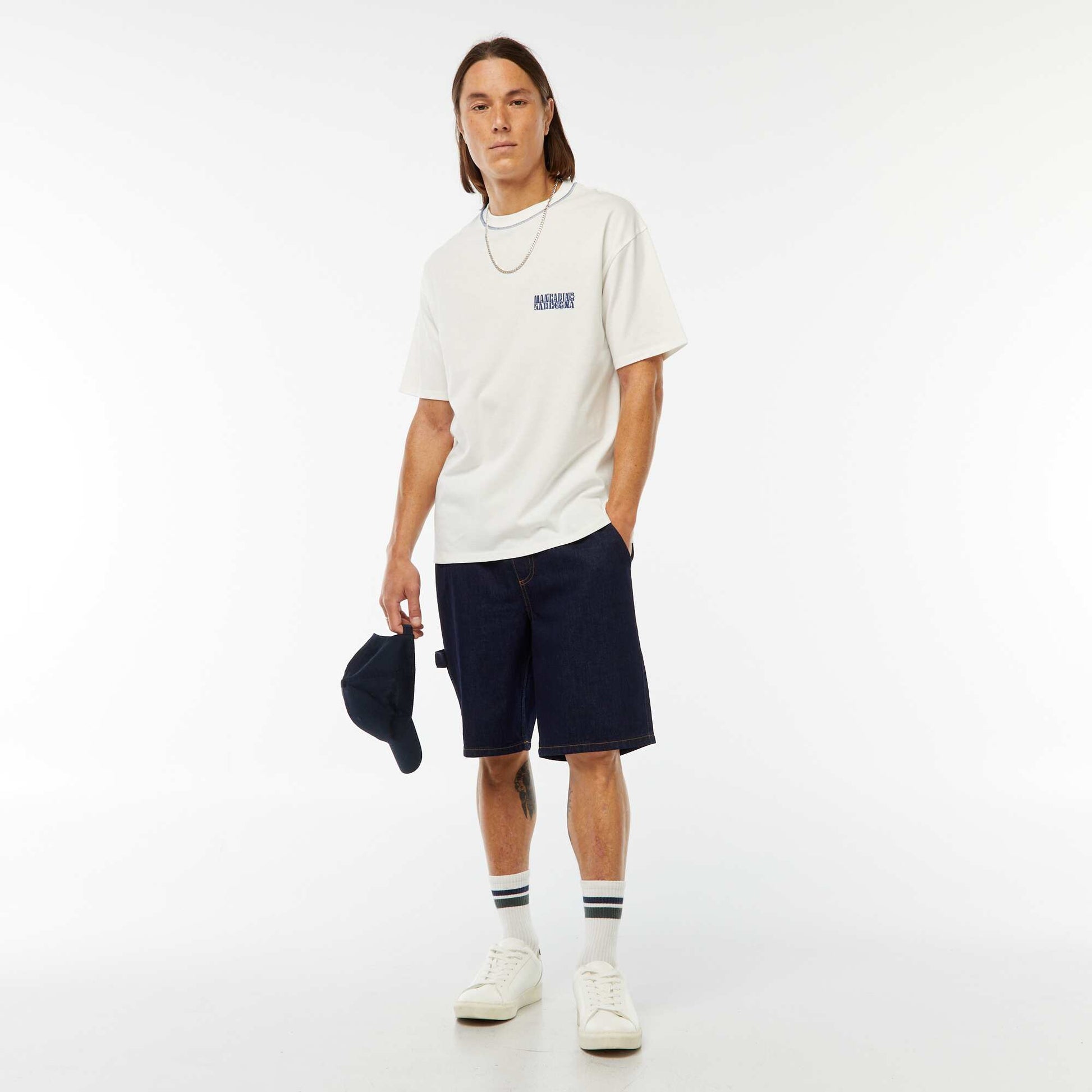 T-shirt imprimé avec broderie poitrine et imprimé au dos BLANC