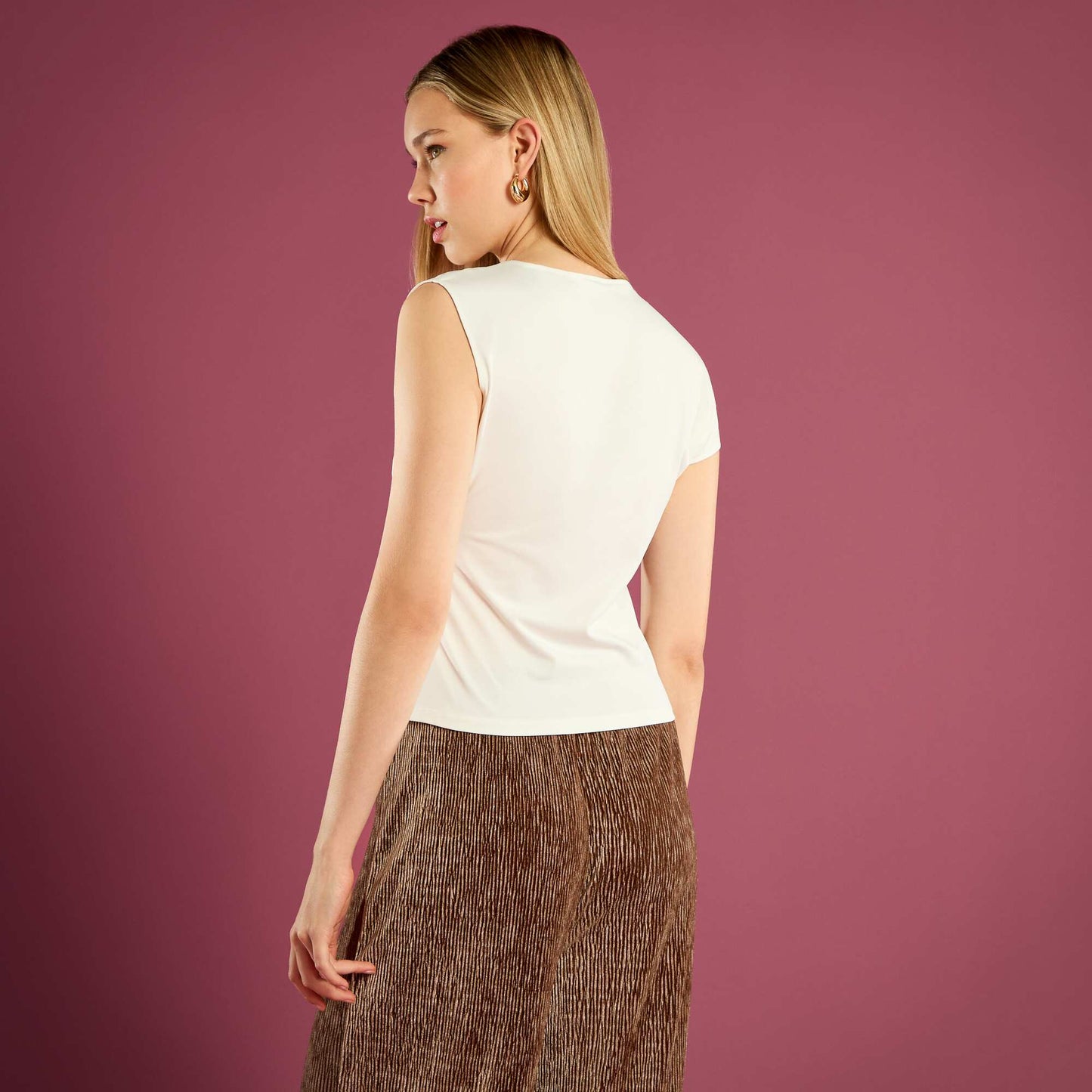 Tee-shirt twisté avec détail bijou BLANC