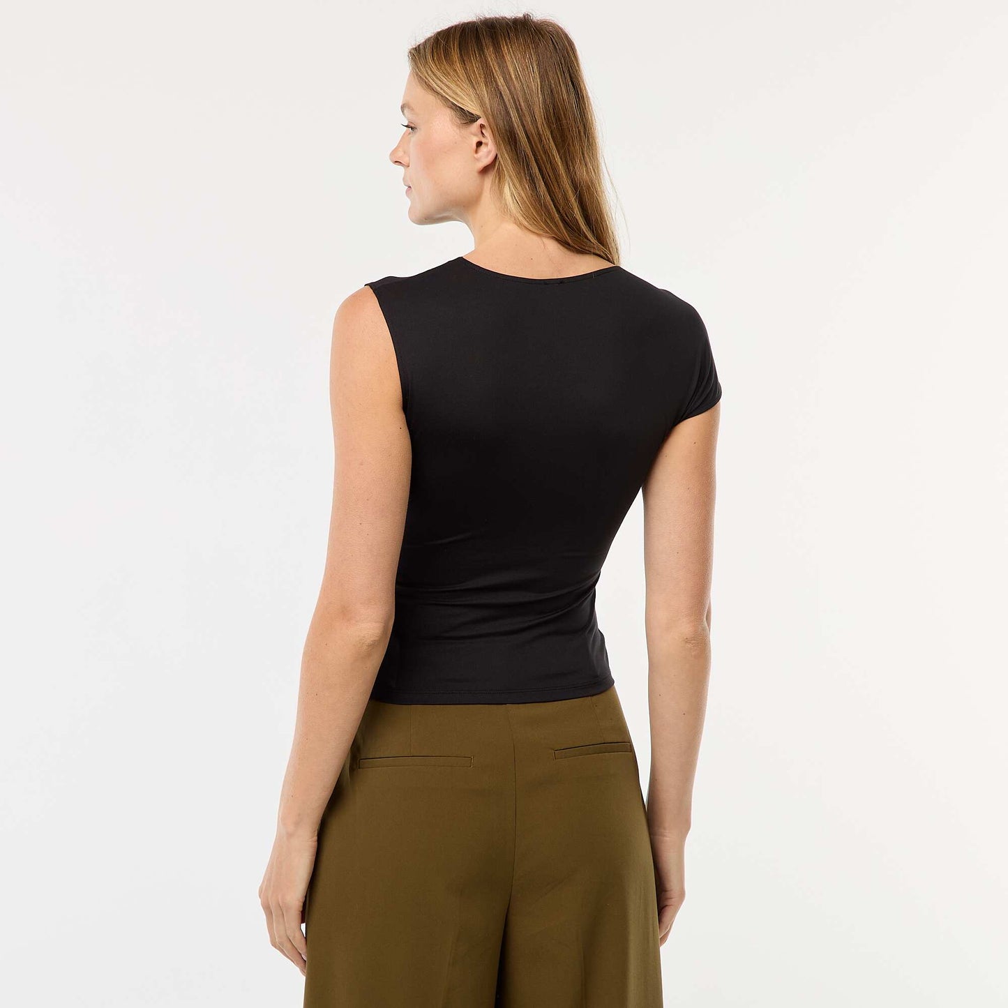 Tee-shirt twisté avec détail bijou NOIR